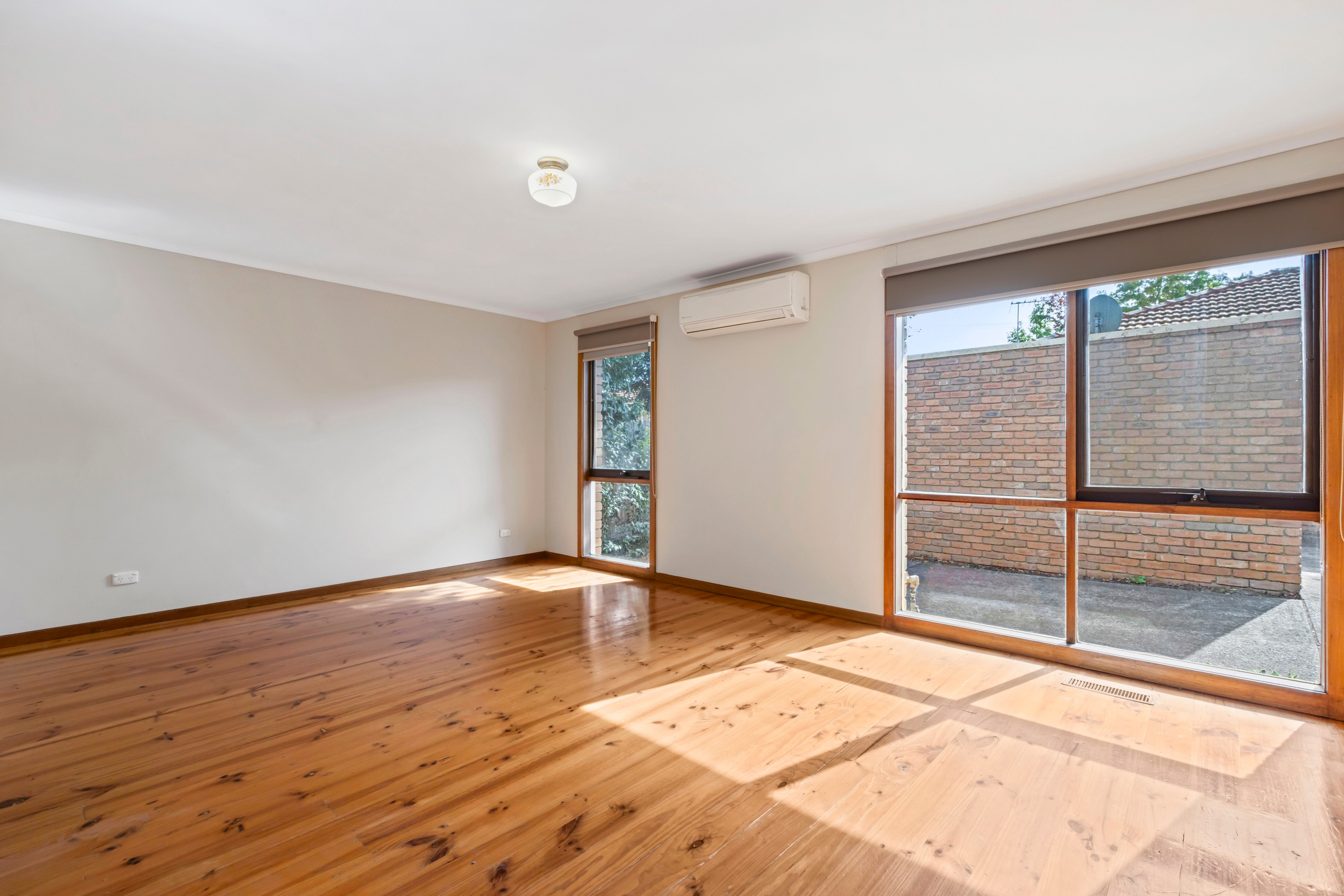 2/54 Sesame Street, Mount Waverley, VIC 3149