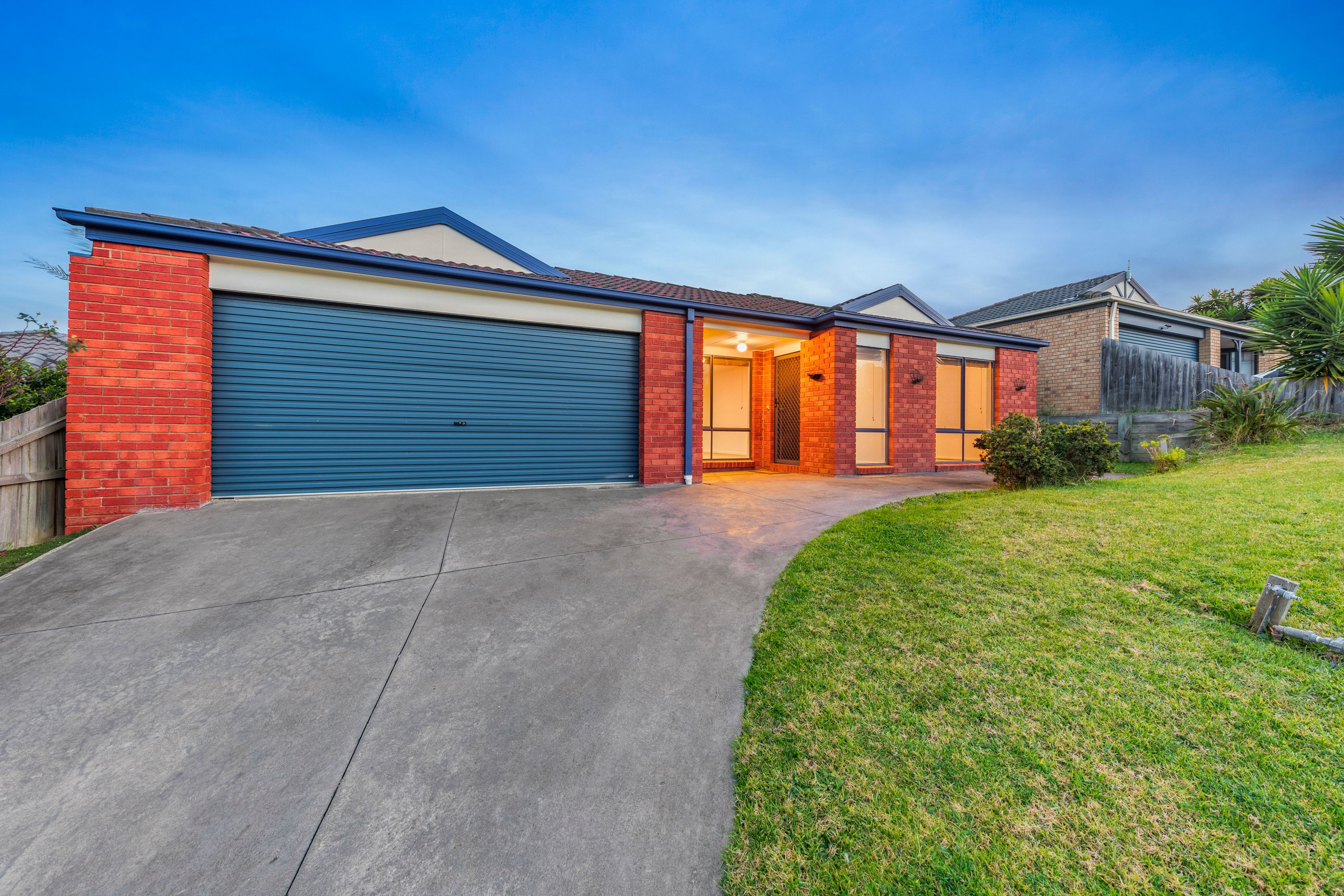 4 Natanya Drive, Pakenham, VIC 3810