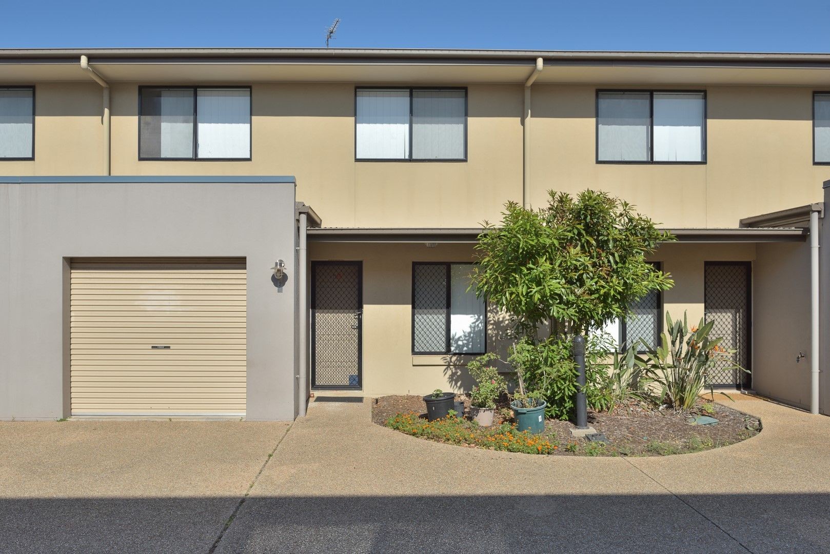 2/21 Roberts Street, South Gladstone, QLD 4680