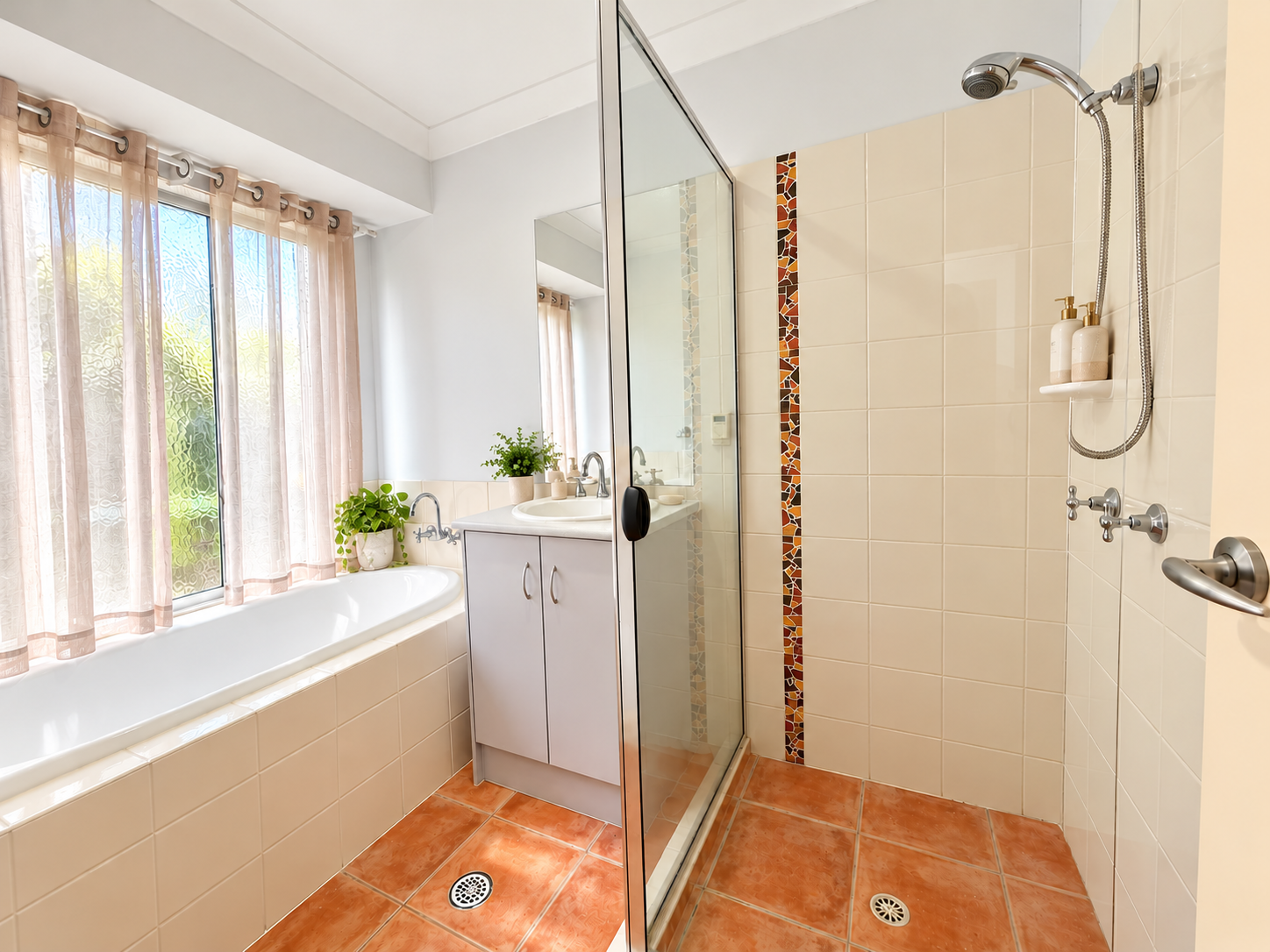 3 Gilberton Crescent — photo 9 of 25