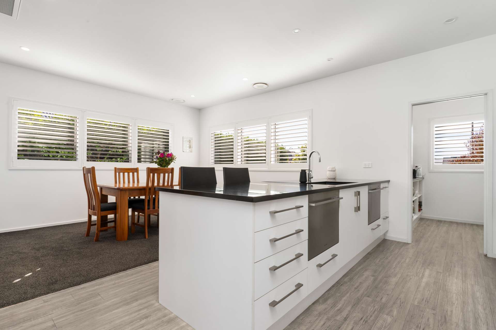 217 Cavendish Road photo 7