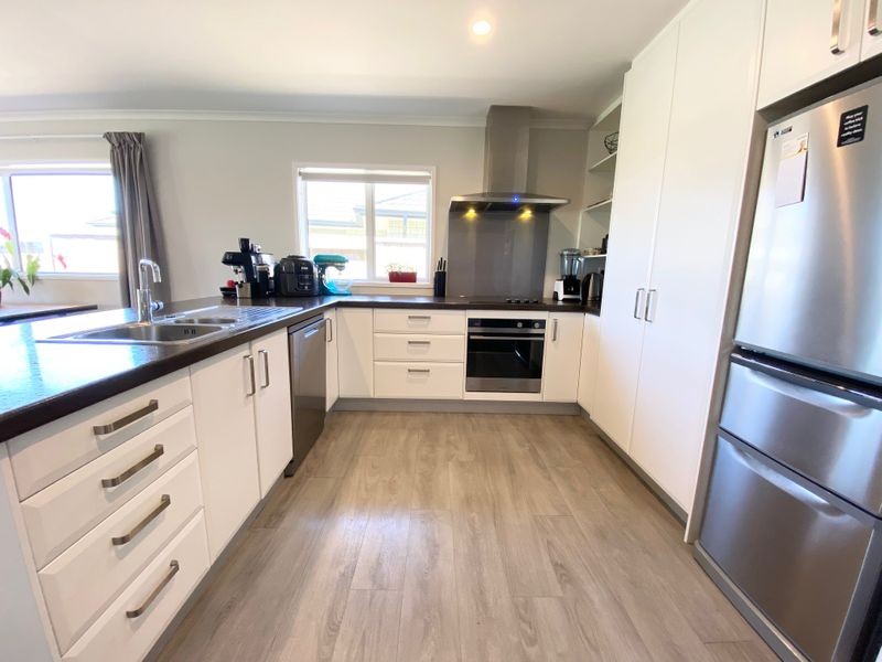 10 Fuller Street, Papamoa Beach, Tauranga City