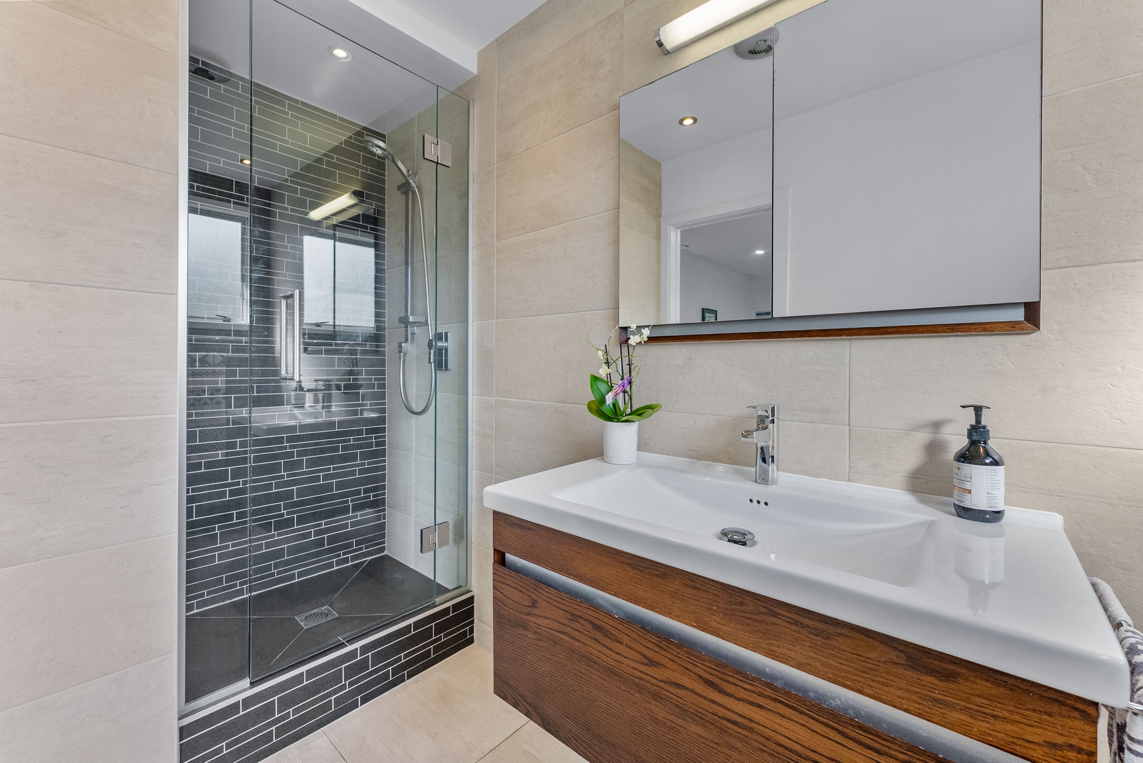 39 Sherwood Avenue, Te Atatu South, Waitakere City