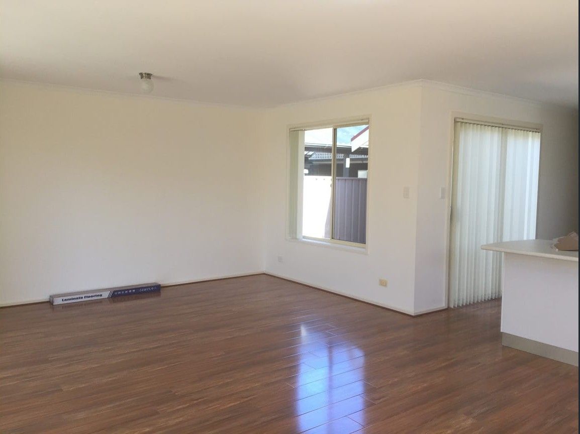 34 Hampton Drive — photo 3 of 8