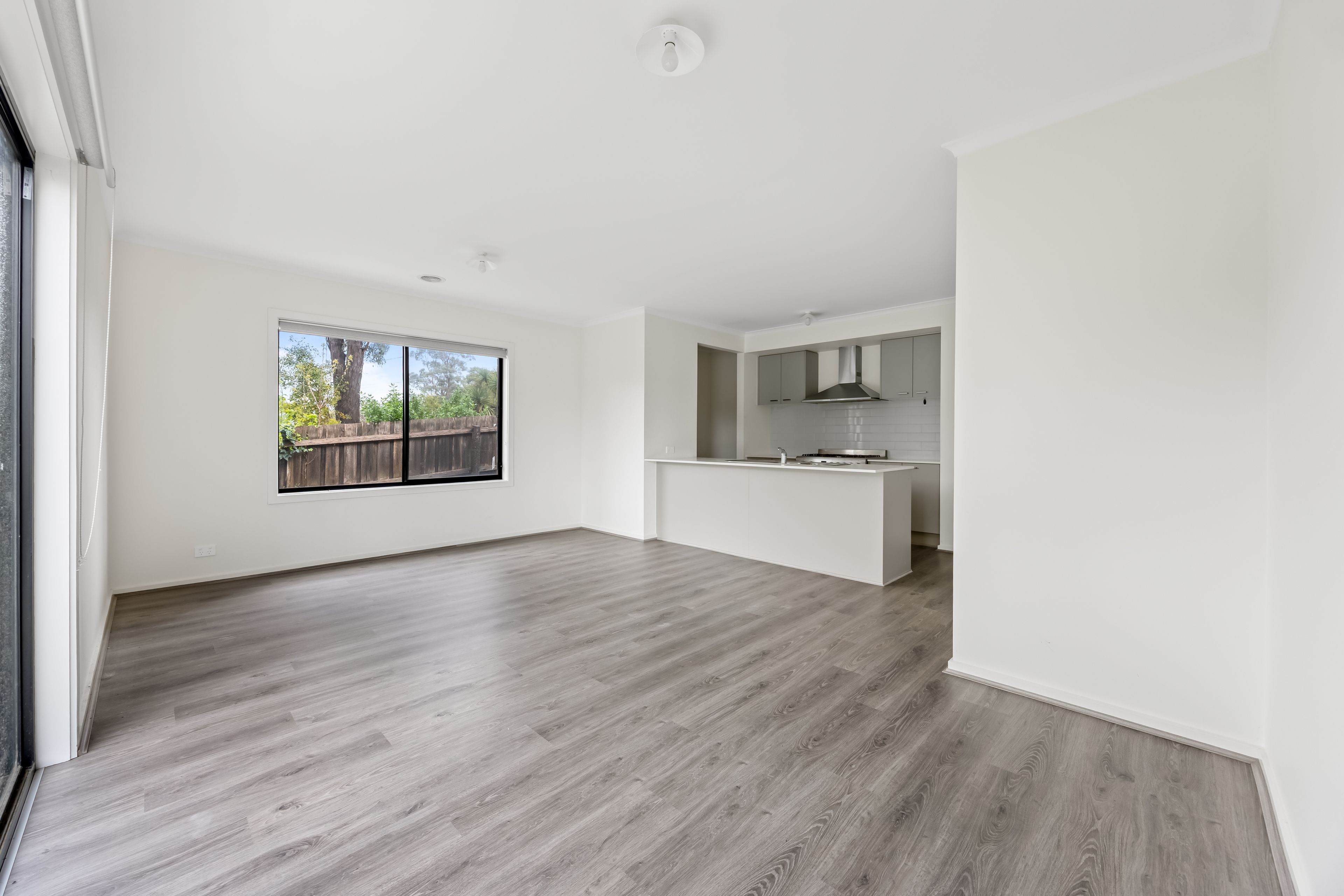 1A Marina Drive, Mount Clear, VIC 3350