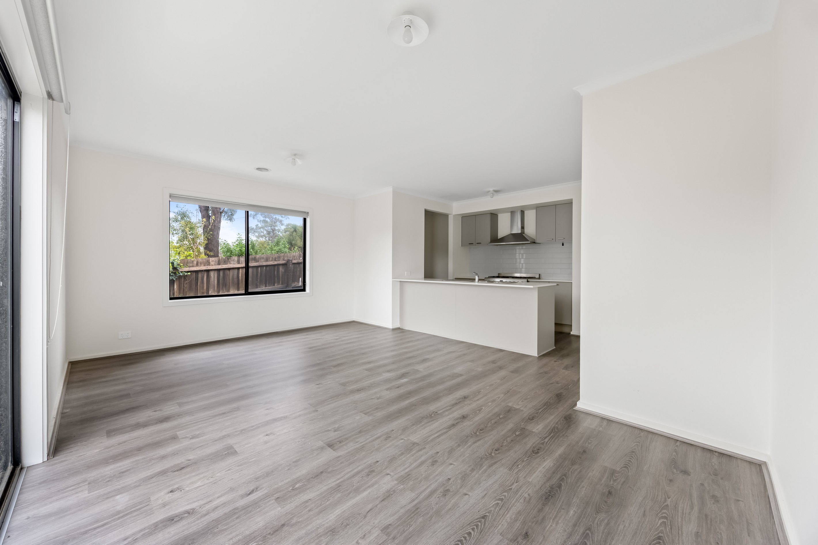 1A Marina Drive, Mount Clear, VIC 3350
