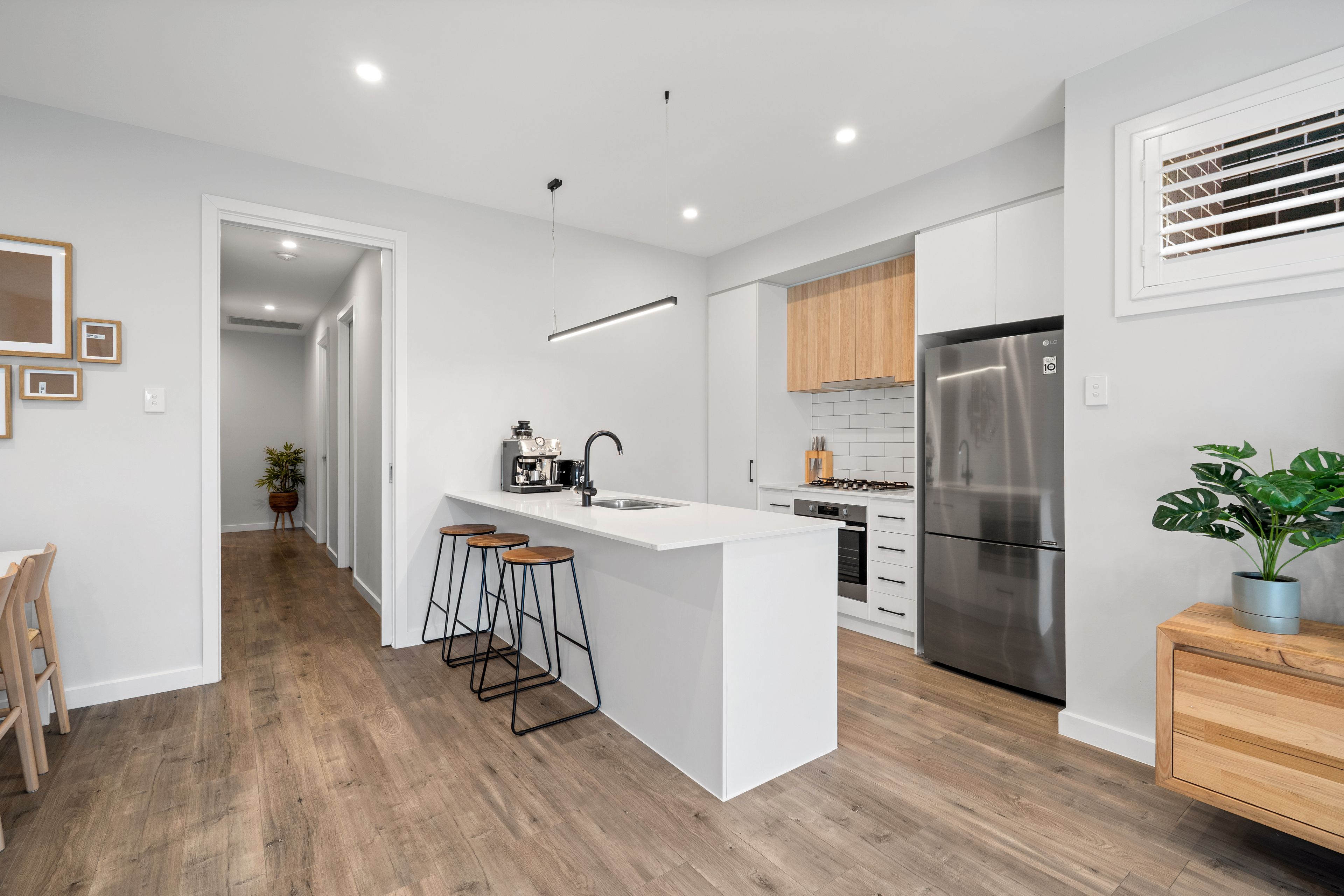 16A Egmont Avenue — photo 6 of 18