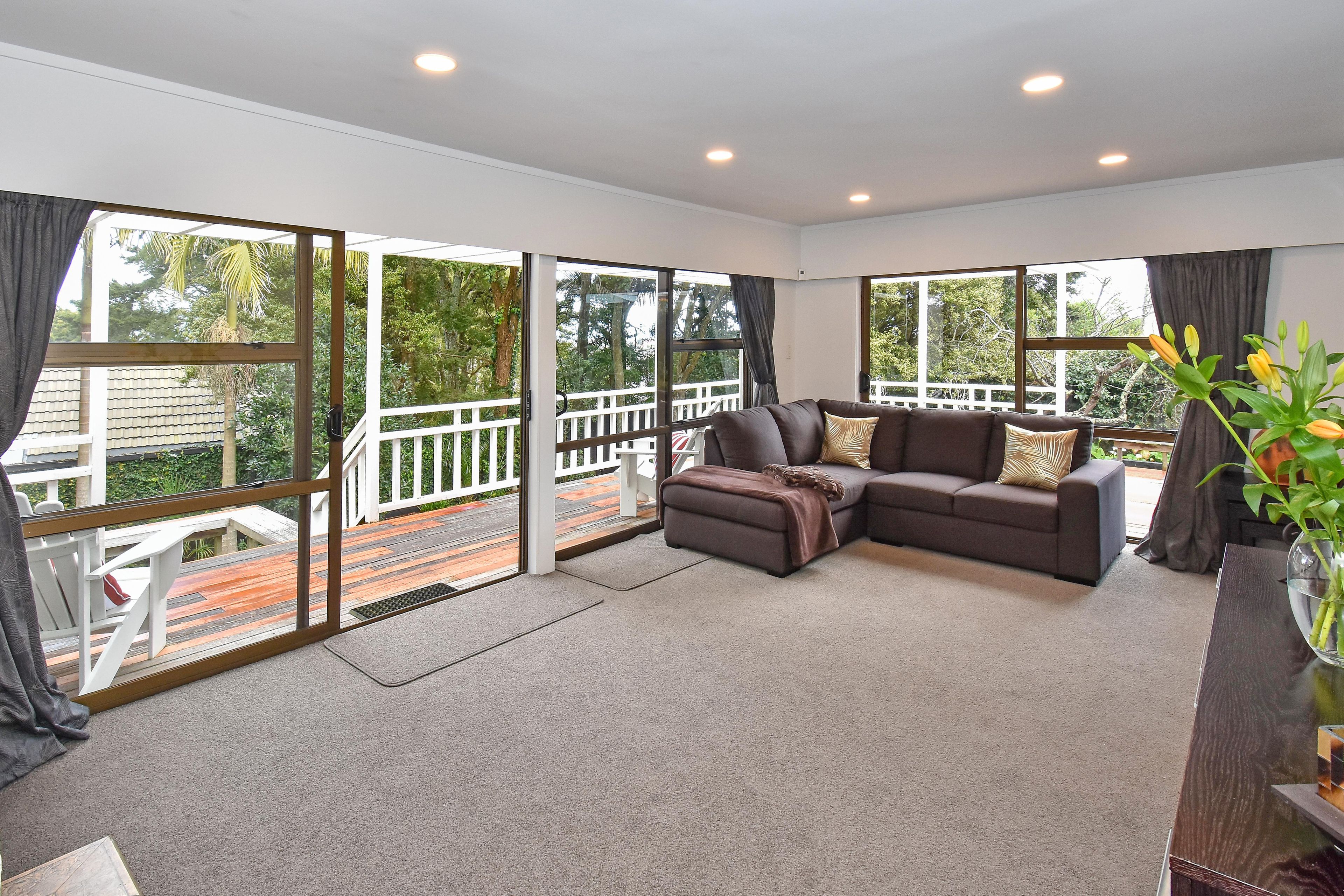 10 Kingsclere Place, Goodwood Heights, Manukau City