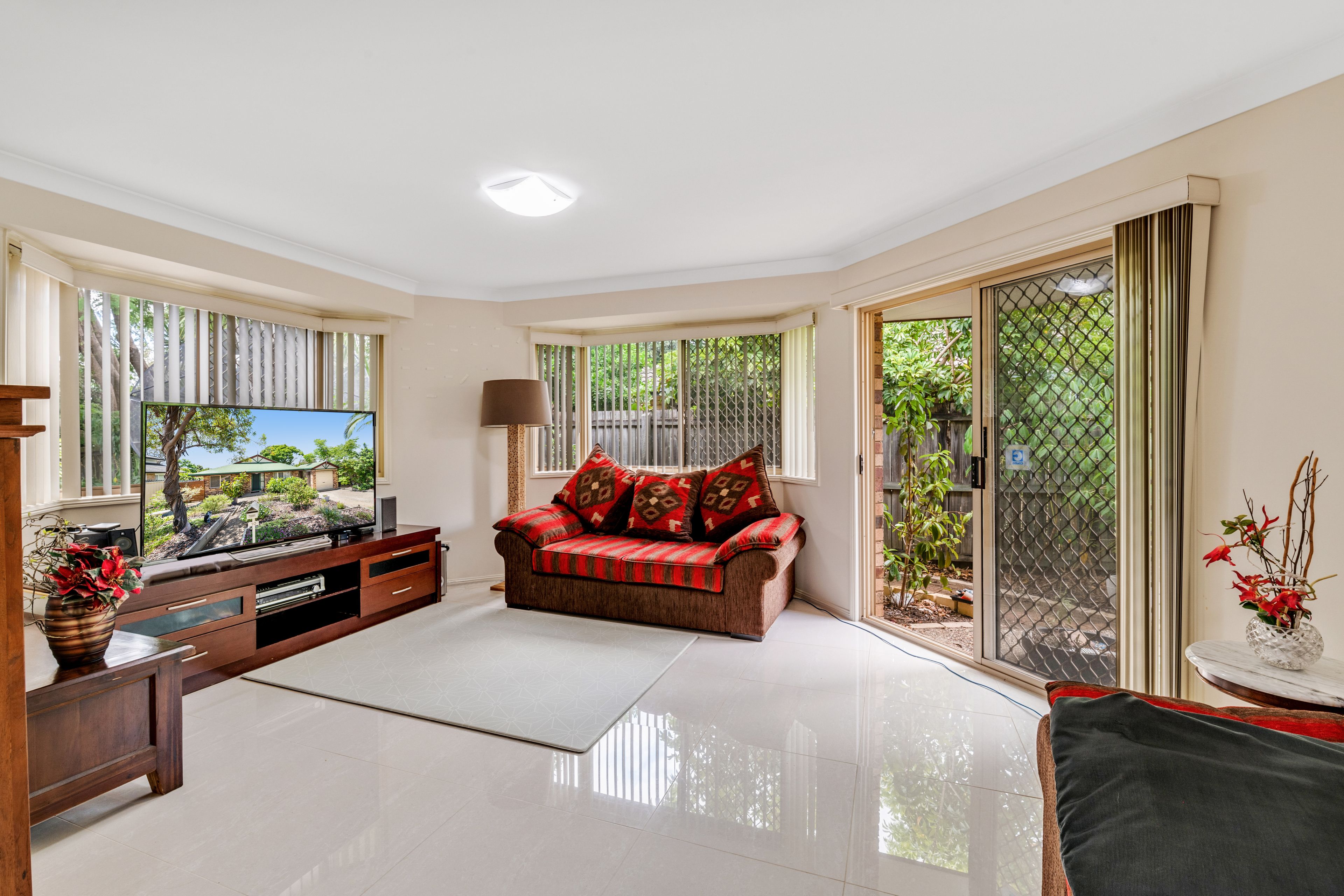 10 Ornata Place, Forest Lake, QLD 4078