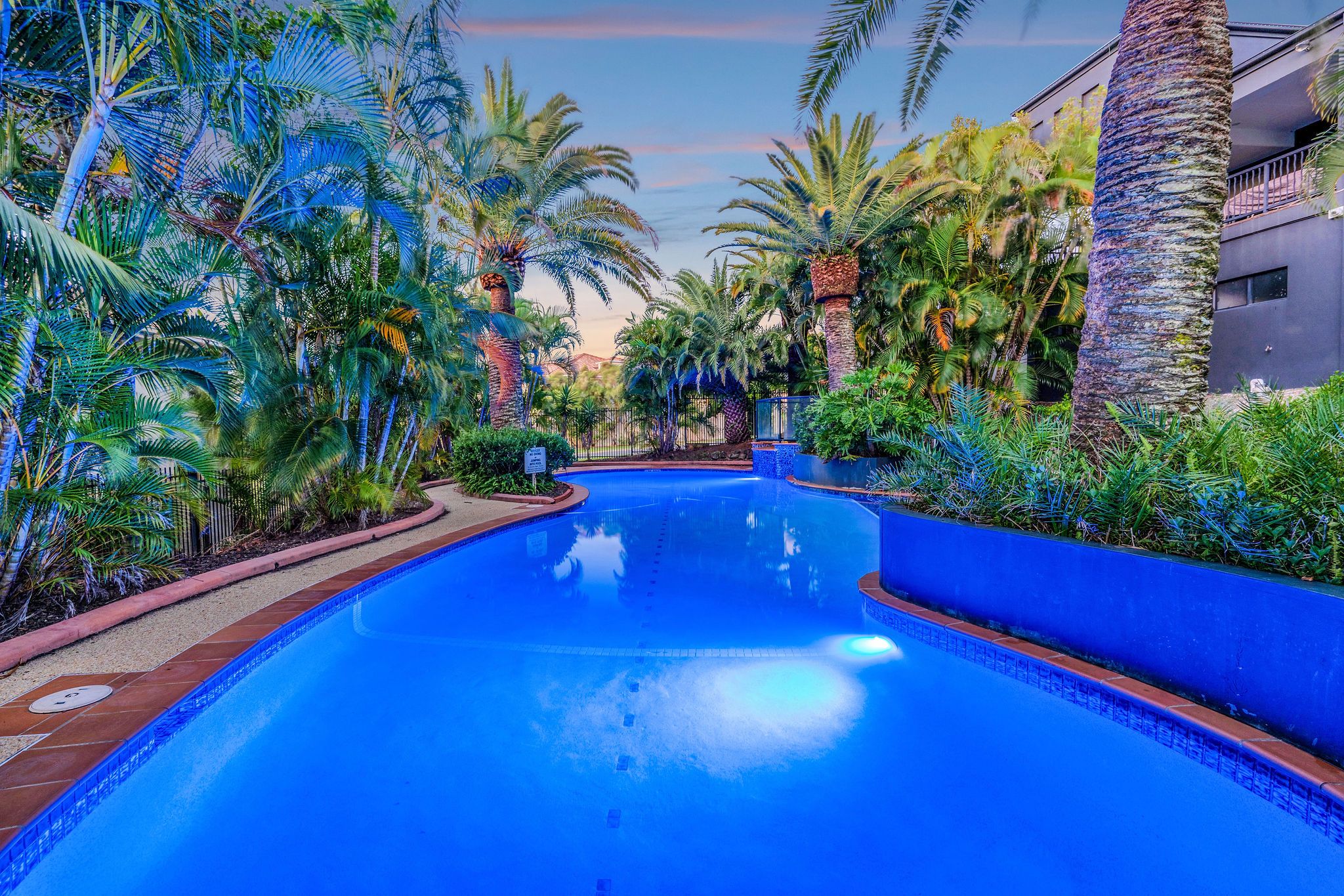 1 Gentian Drive, Arundel QLD 4214