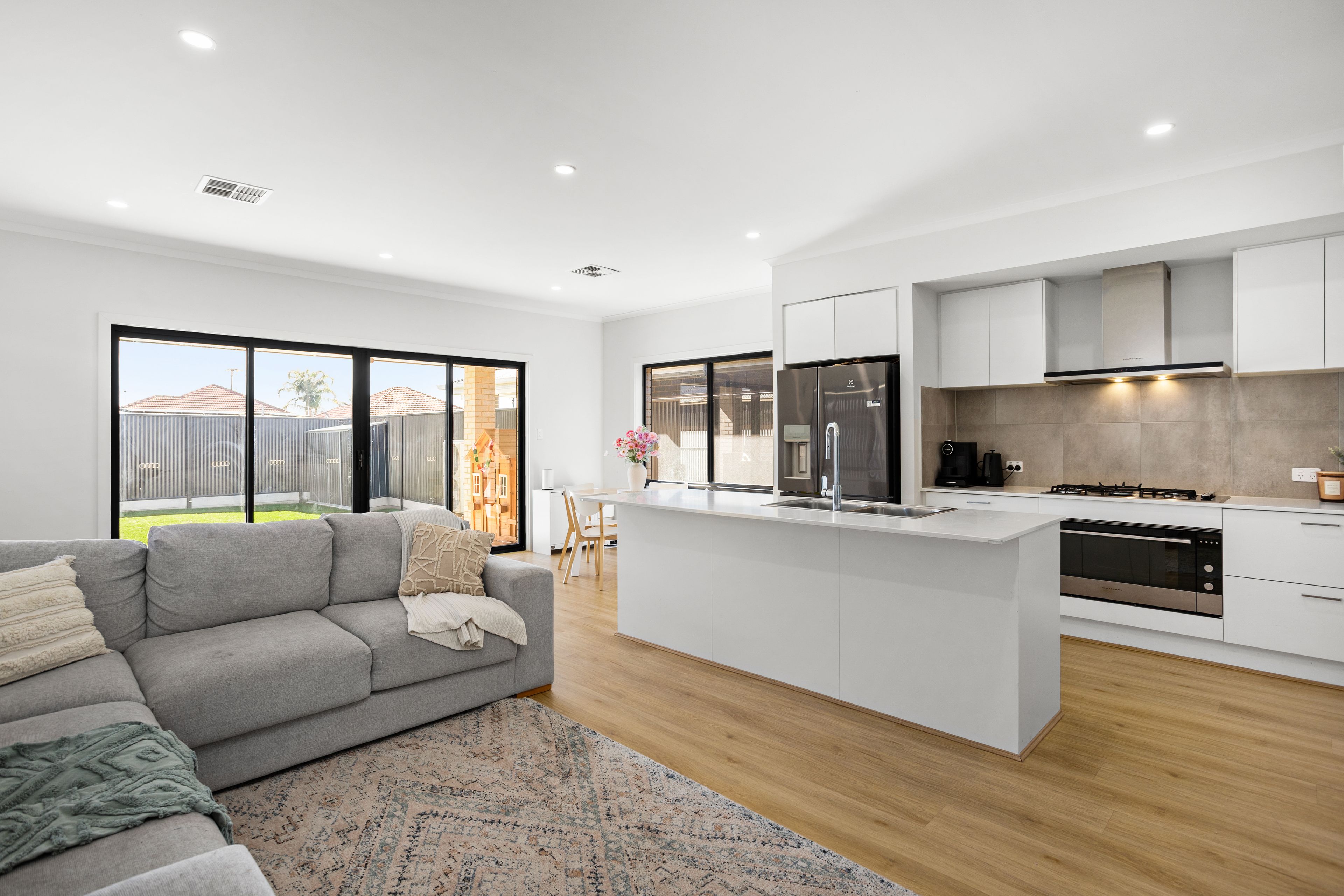 43A Richard Street — photo 3 of 17