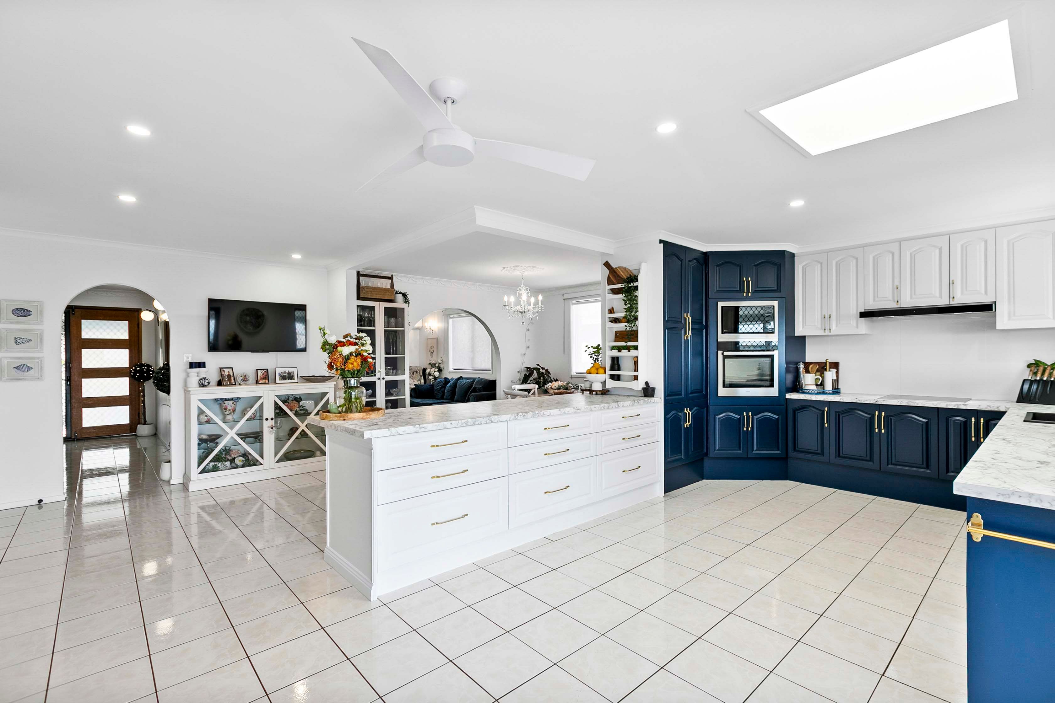 42 Birrabeen Avenue — photo 8 of 30