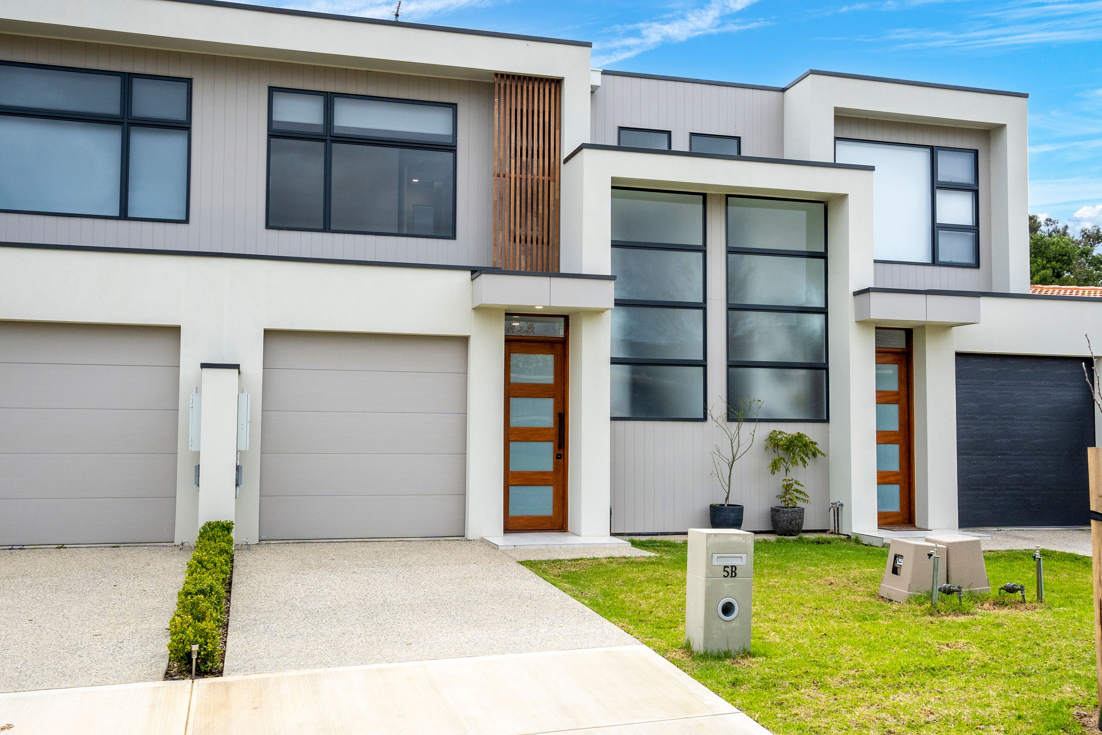 5B Monaro Crescent, Newton, SA 5074