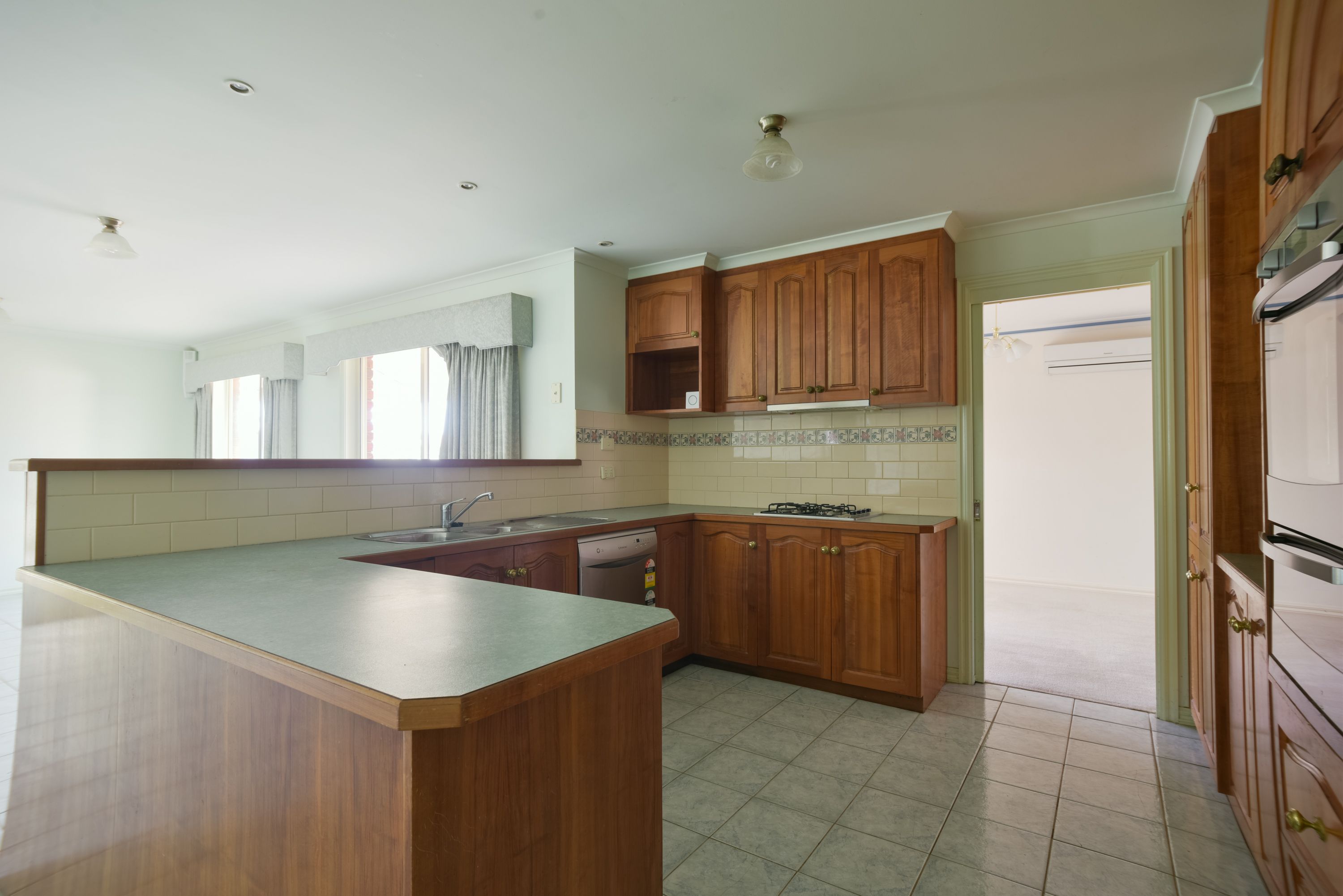 20 Rozel Avenue, Wendouree, VIC 3355