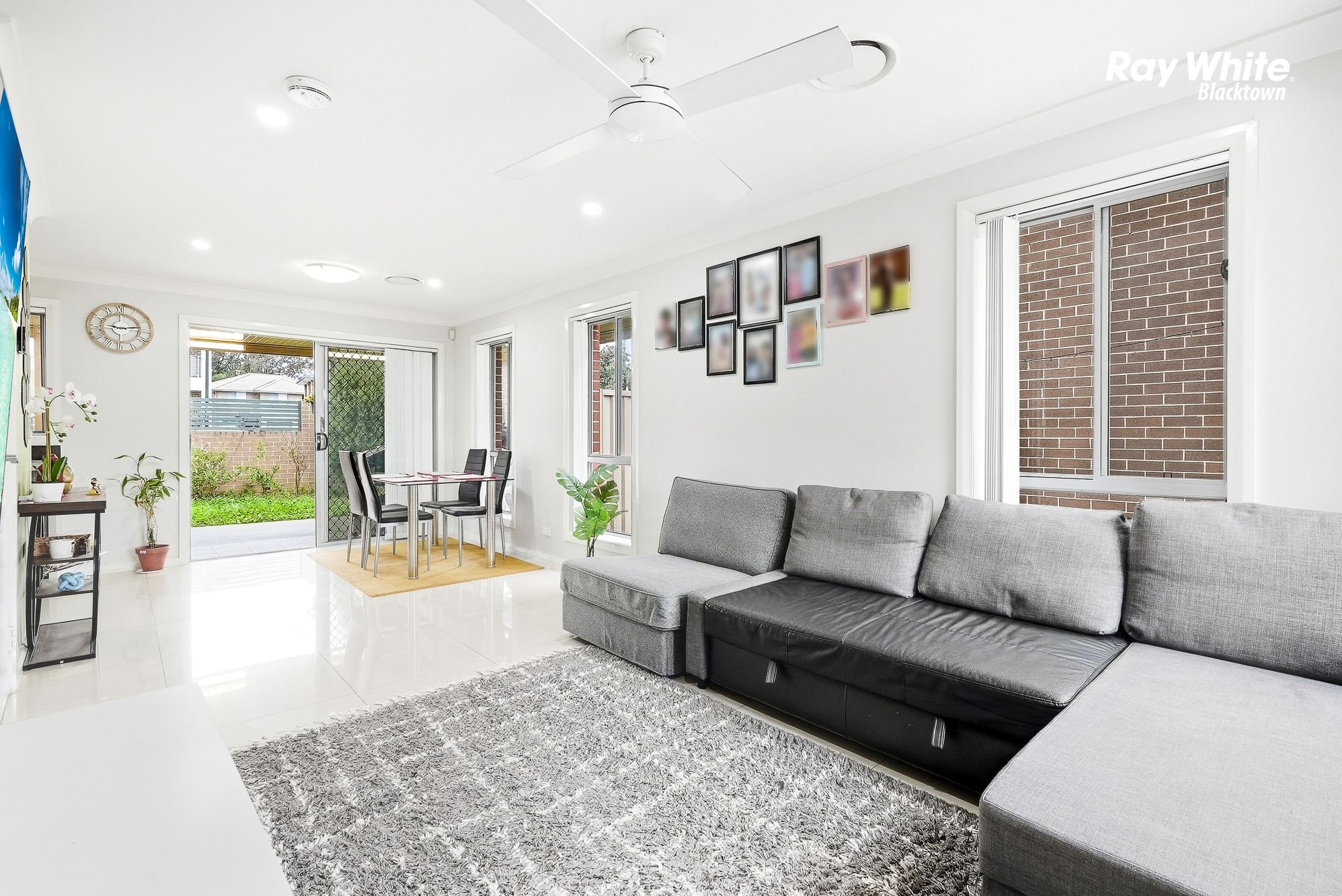 4/42 Highpoint Drive — photo 7 of 28
