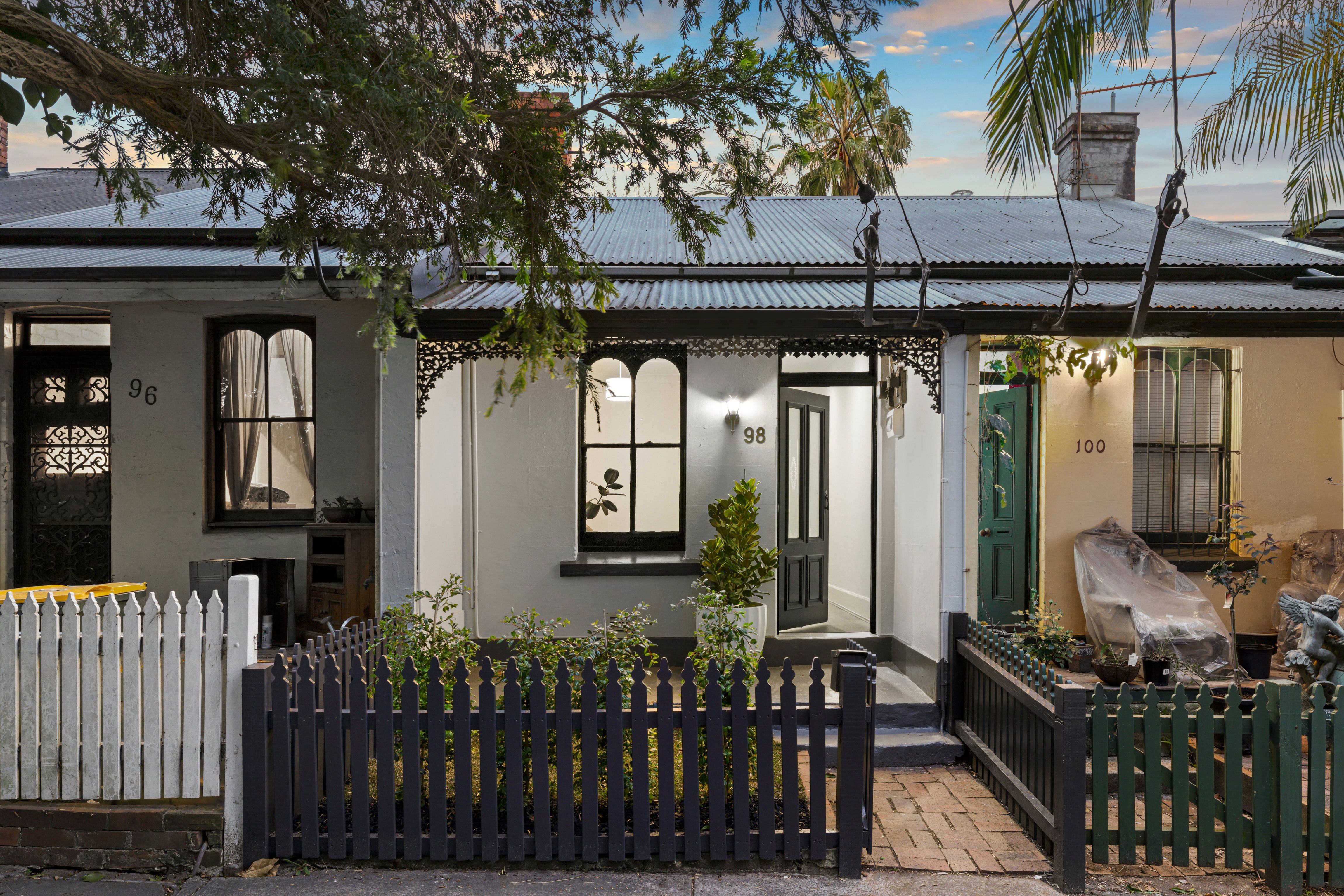 98 Simmons Street , Enmore NSW 2042