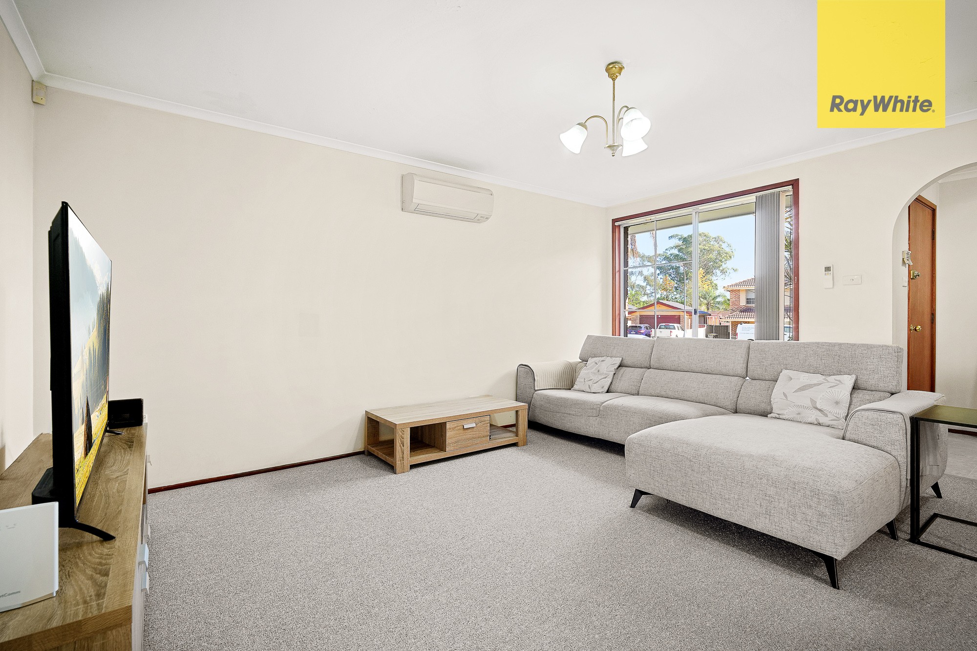 10 Kestrel Crescent, Erskine Park, NSW 2759