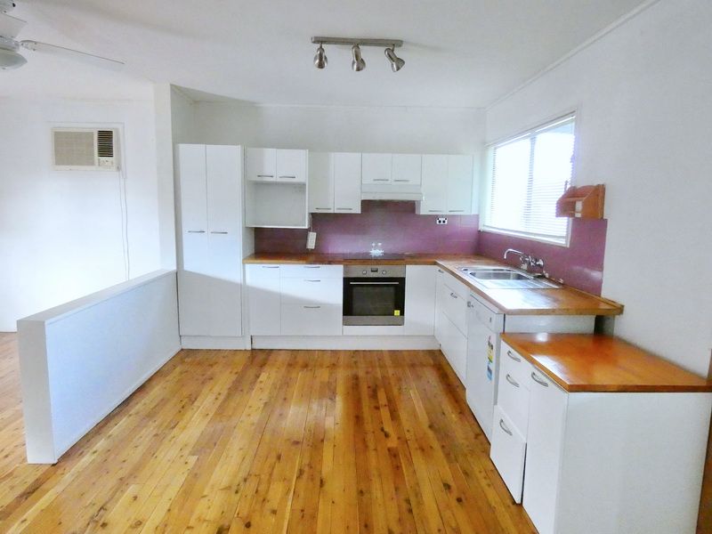 24 Ashvale Street, Kingston, QLD 4114