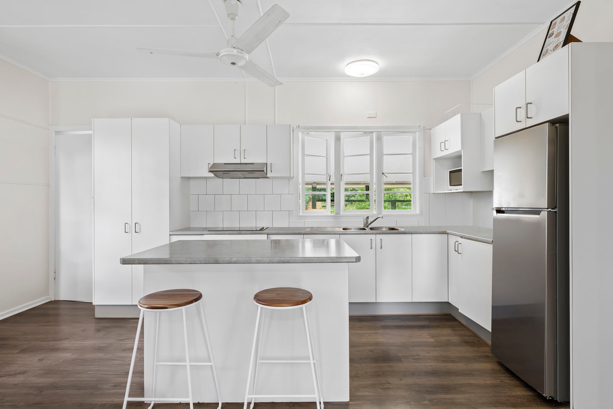 11 Empress Terrace, Bardon, QLD 4065