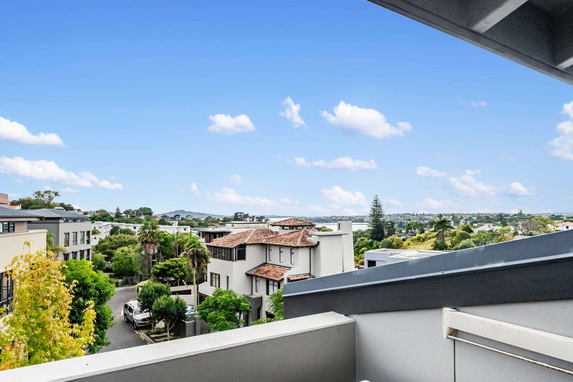 2A/1 Furneaux Way photo 15