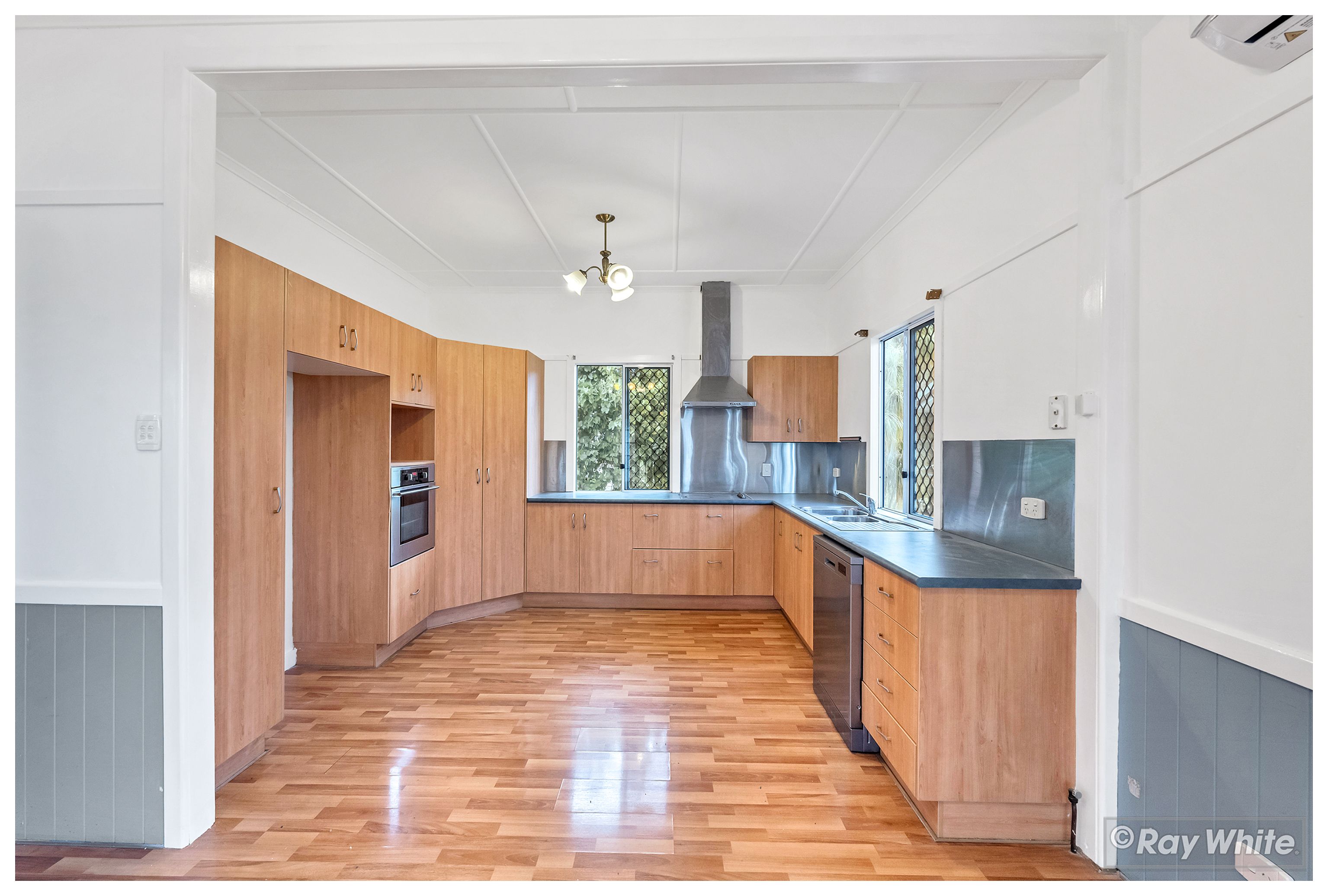 66 Davis Street, The Range, QLD 4700
