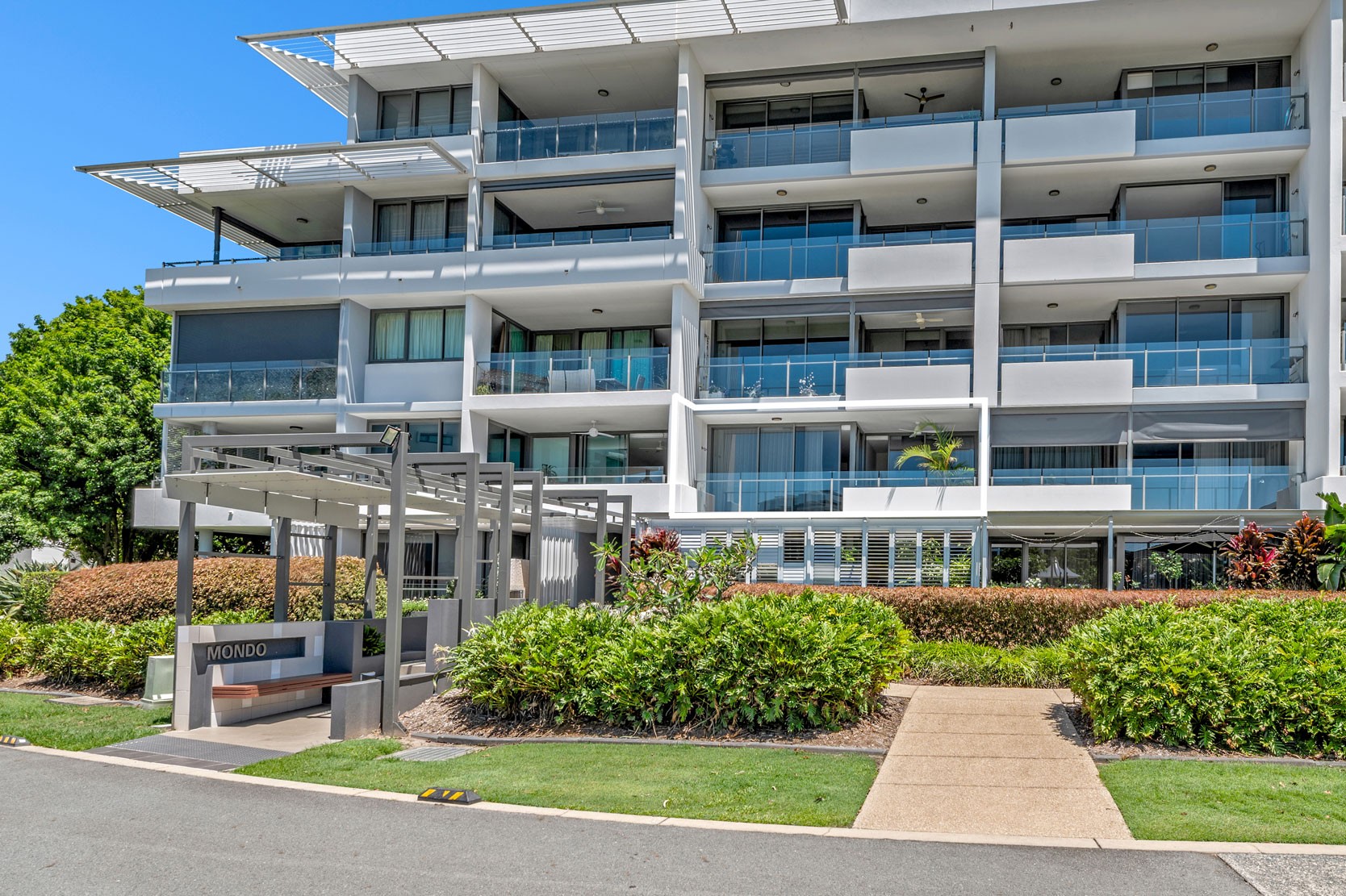 3204/323 Bayview Street, Hollywell, QLD 4216