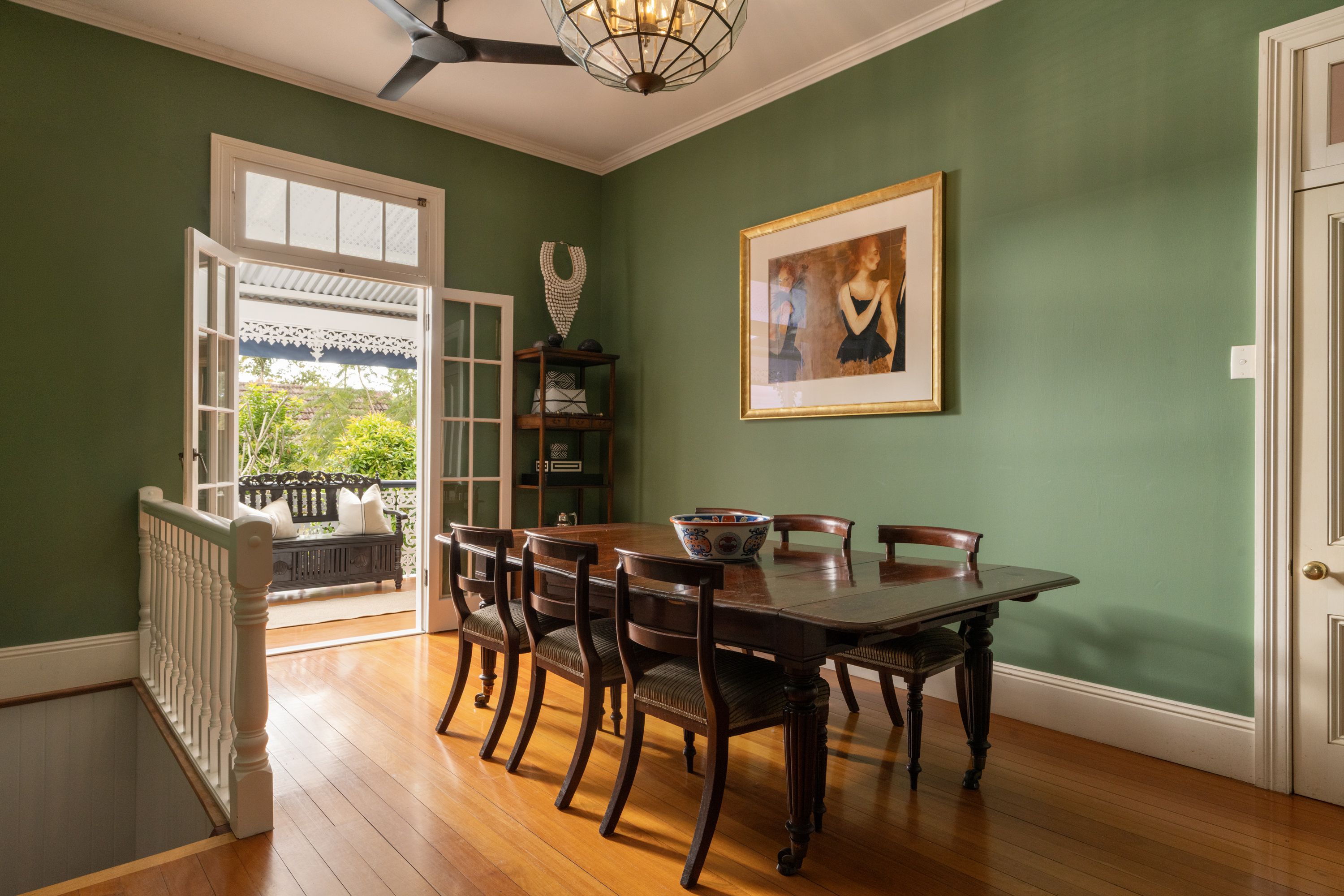 107 Crescent Road — photo 4 of 23