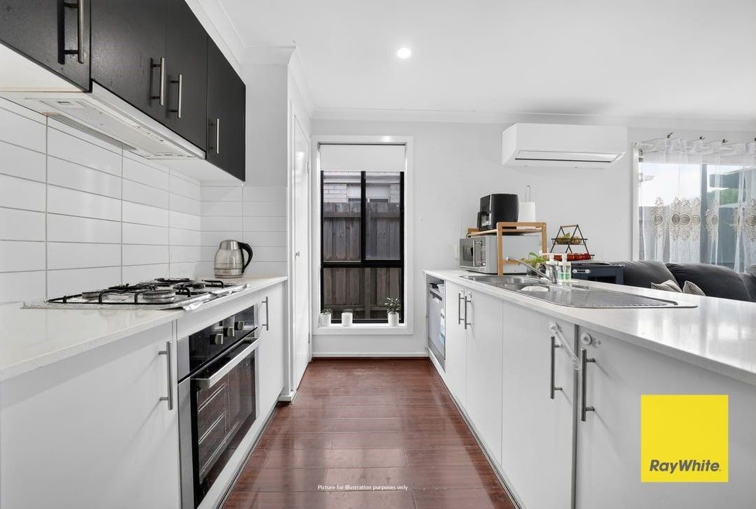 4B Tawny Court — photo 7 of 14