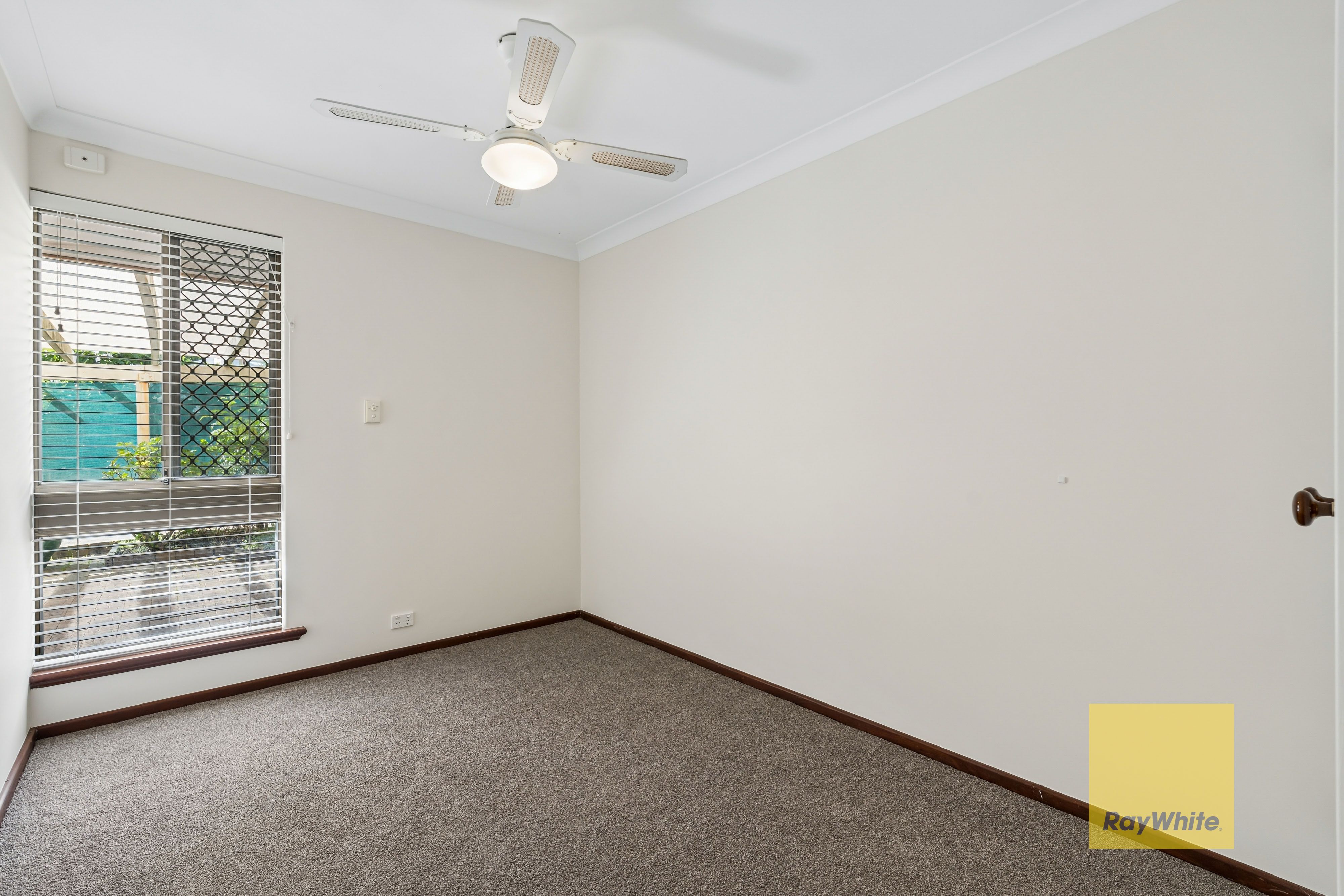 42 Kanangra Crescent — photo 16 of 18