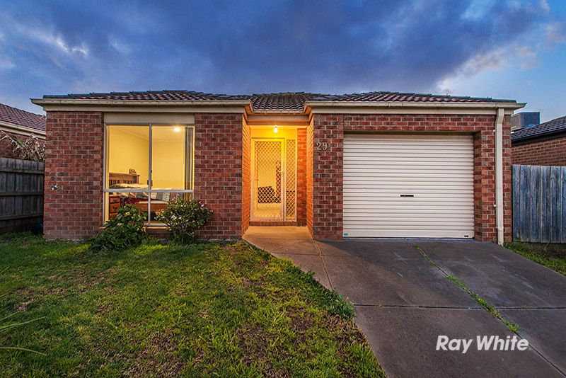 29a Staunton Walk, Cranbourne East VIC 3977