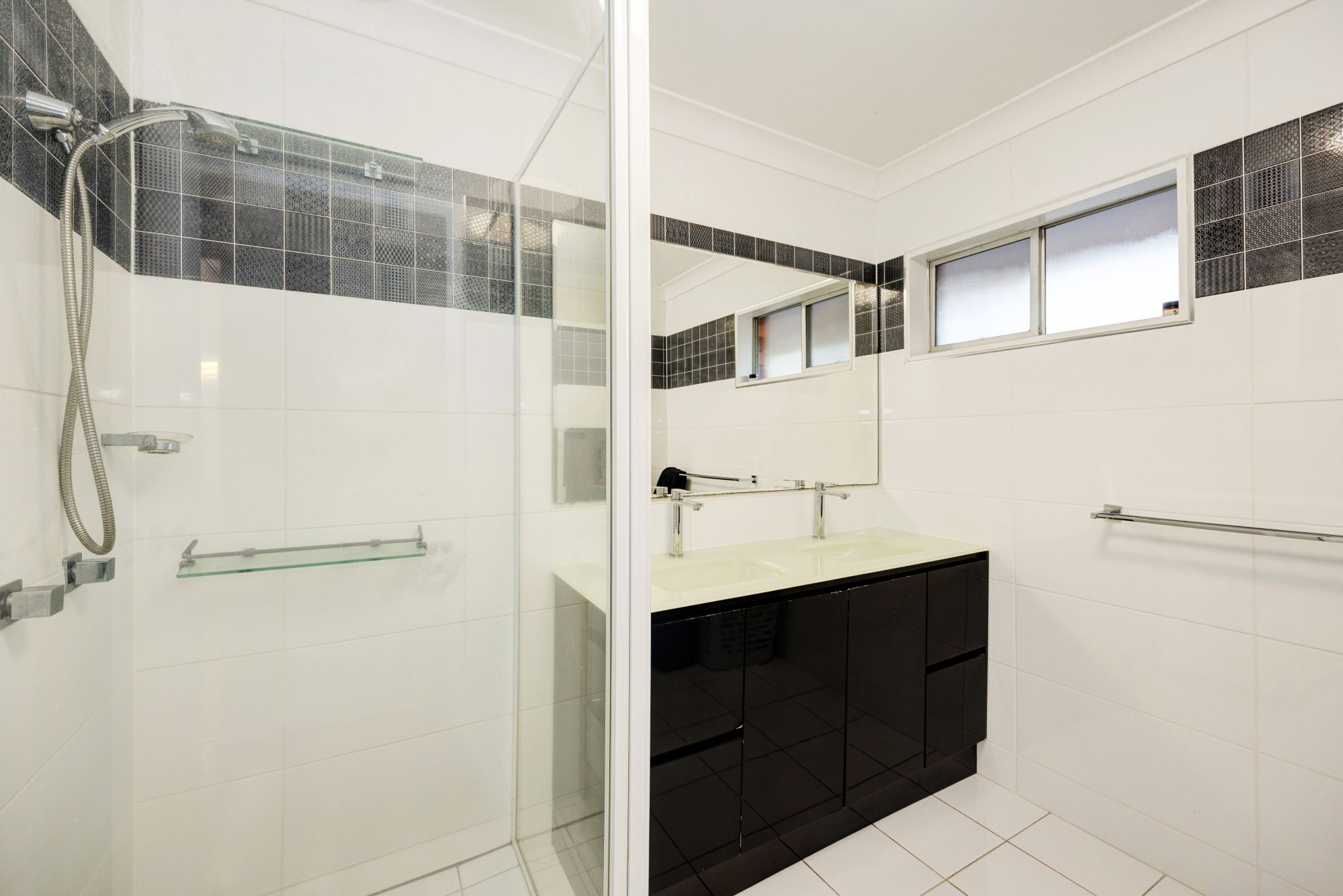 2 Lavarack Street — photo 18 of 29