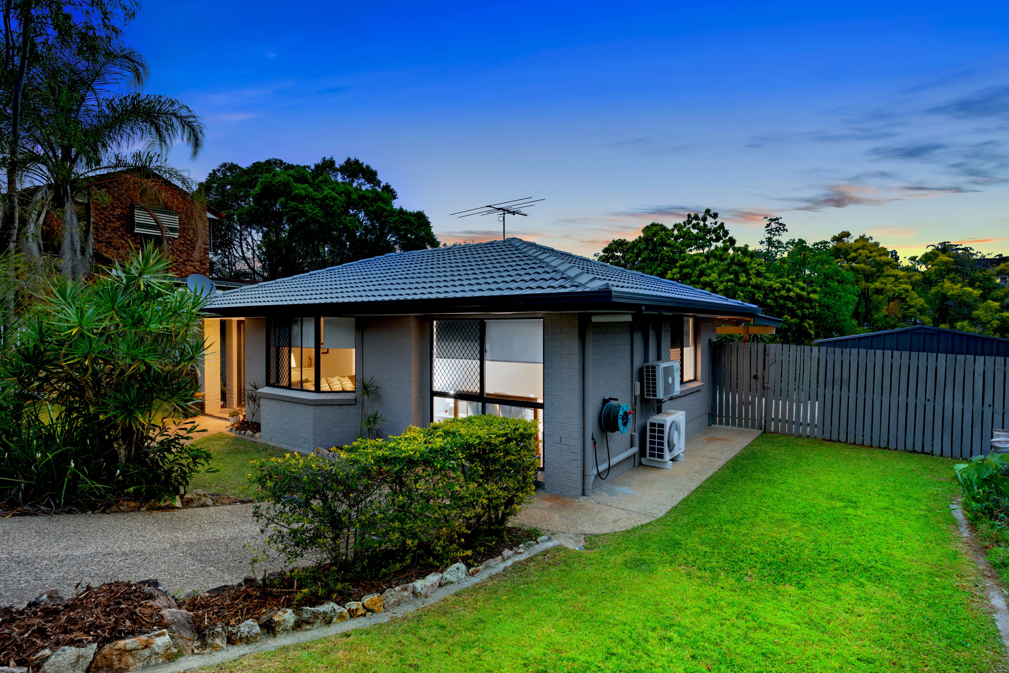 9 Selangor Place, Carina, QLD 4152