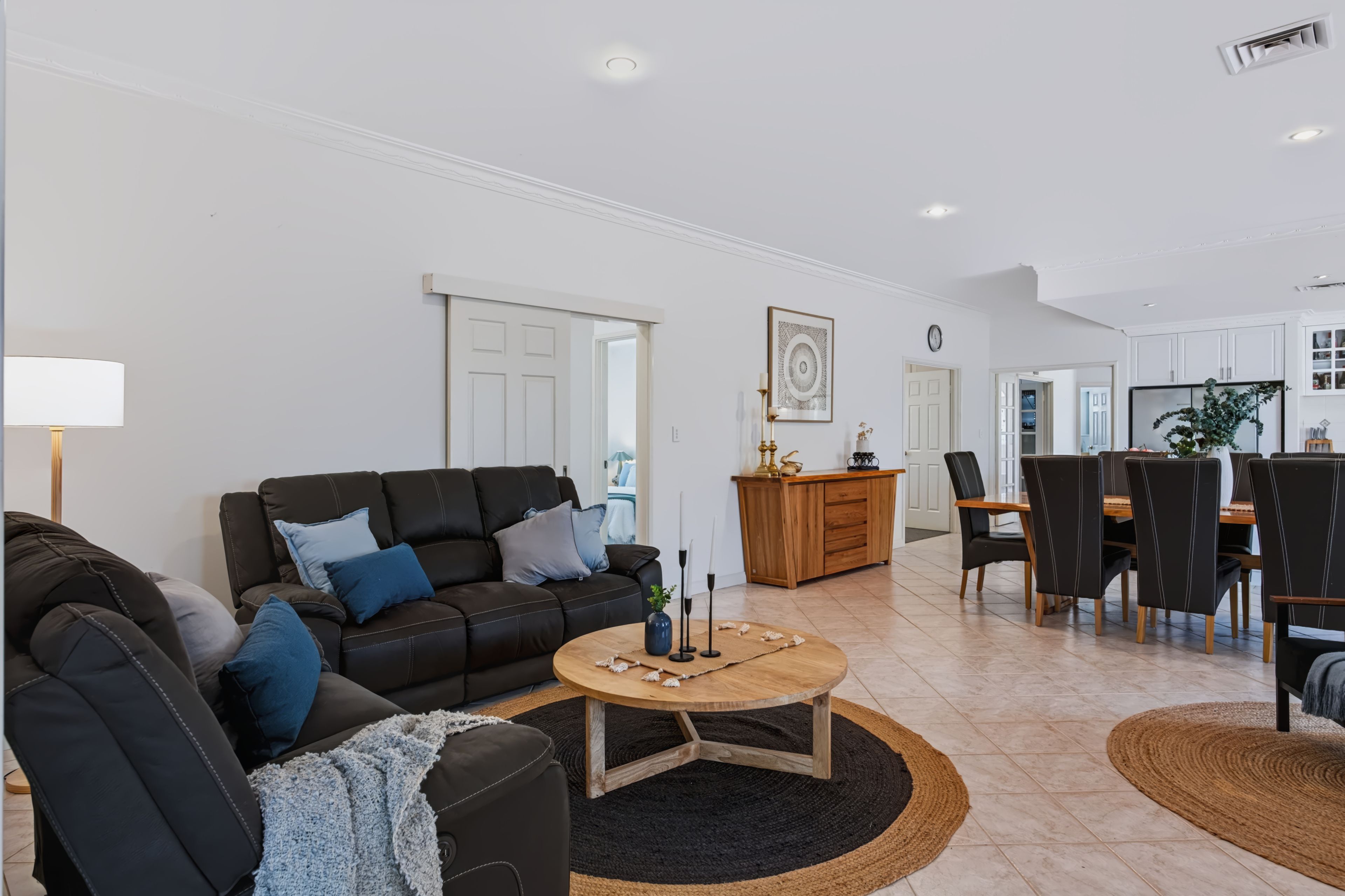 15 Beaufort Crescent — photo 8 of 30
