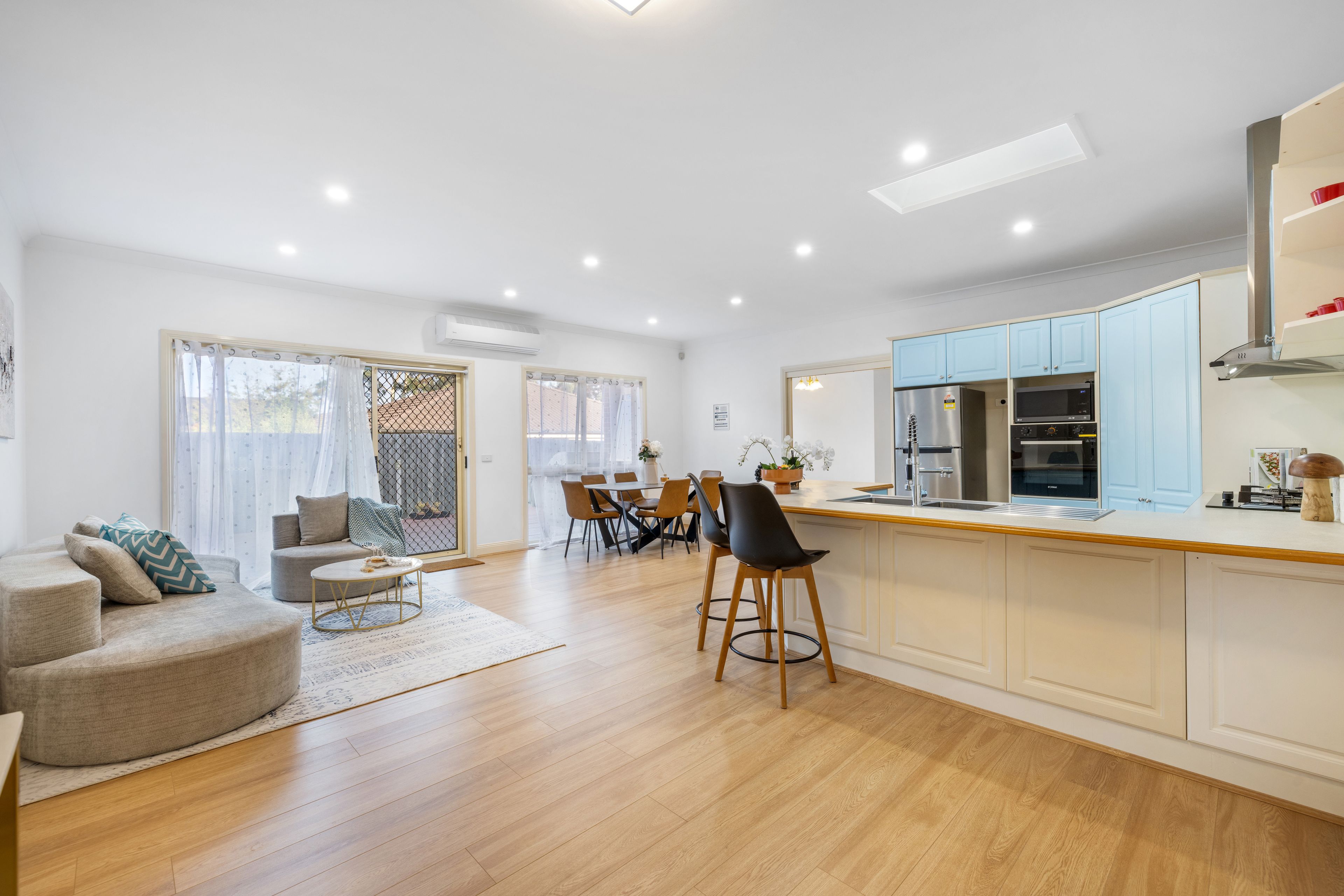 11B Coomleigh Avenue, Glen Waverley, VIC 3150