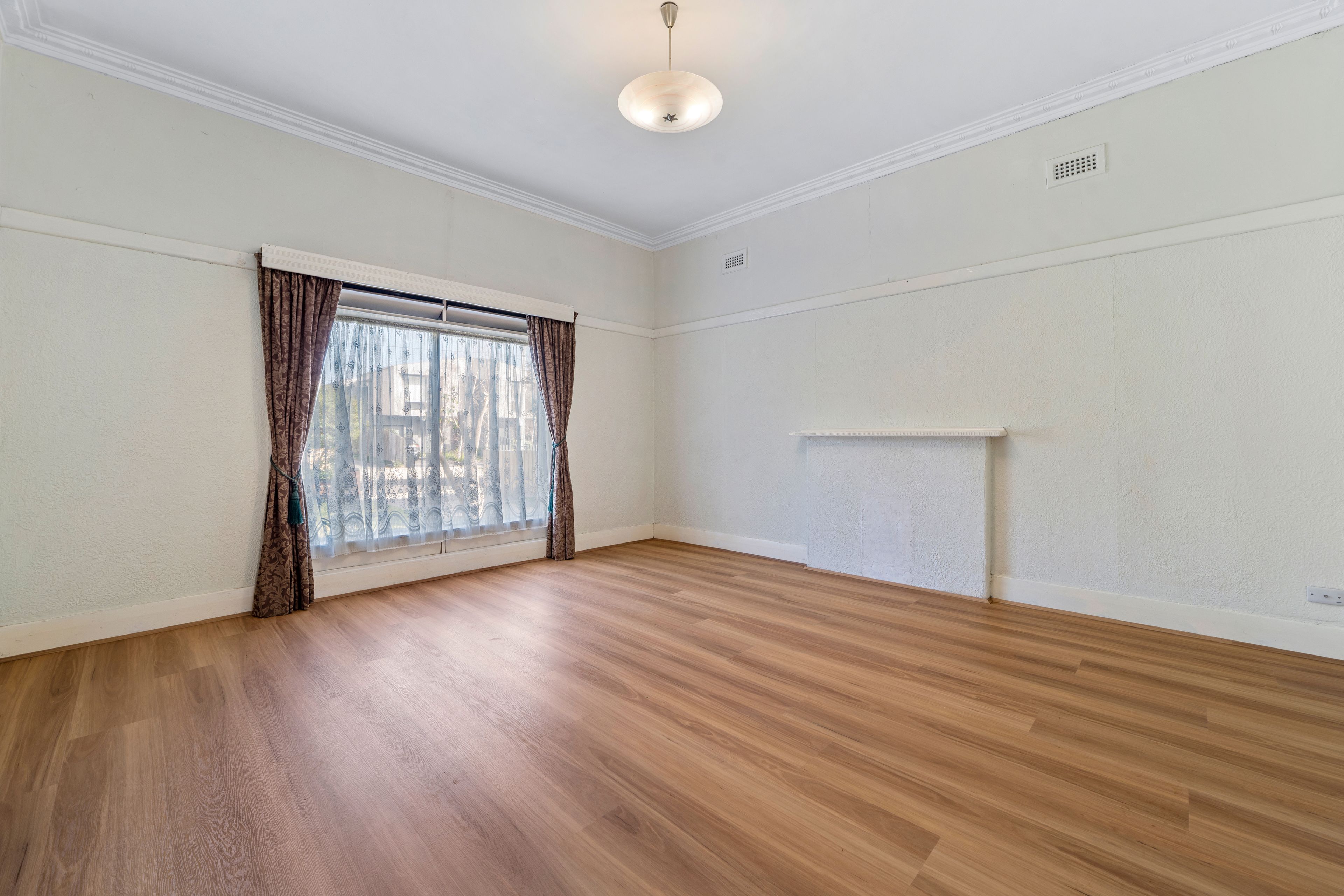 12 Charlton Street, Bentleigh, VIC 3204