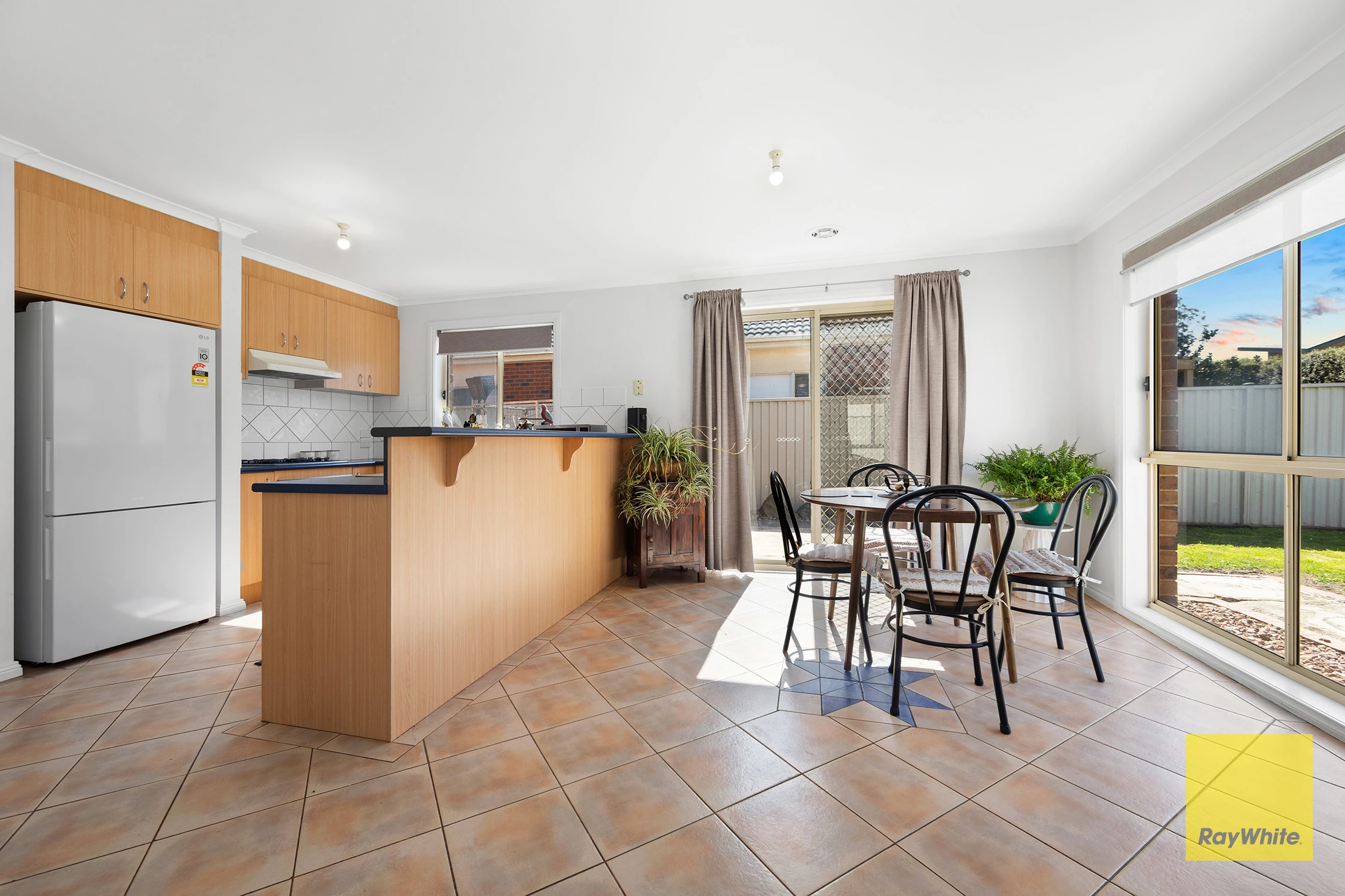 9 Netherton Place, Caroline Springs, VIC 3023