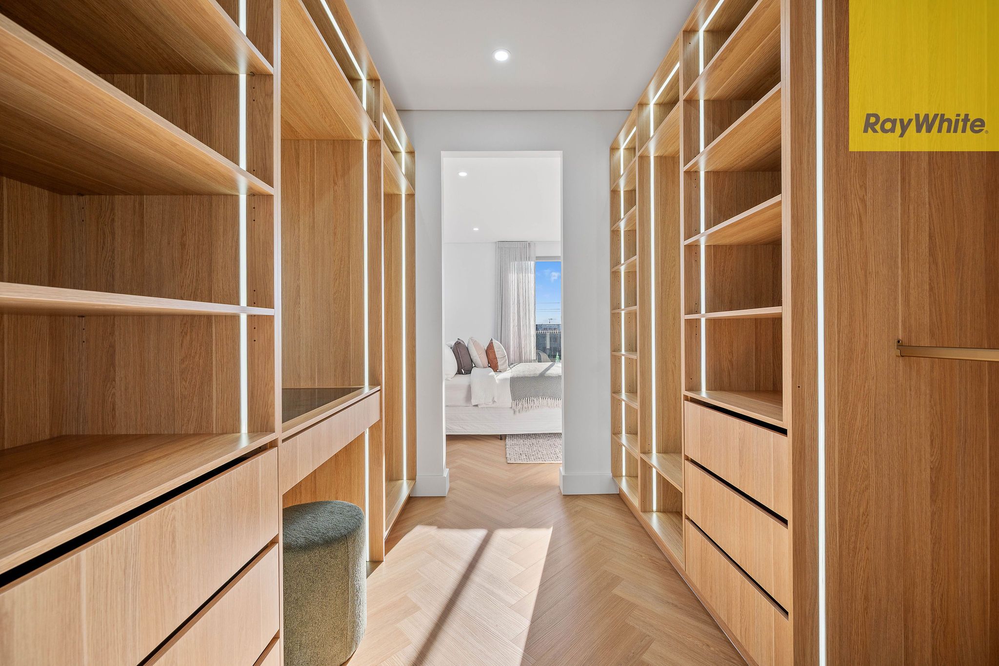 51B Chamberlain Road — photo 14 of 24