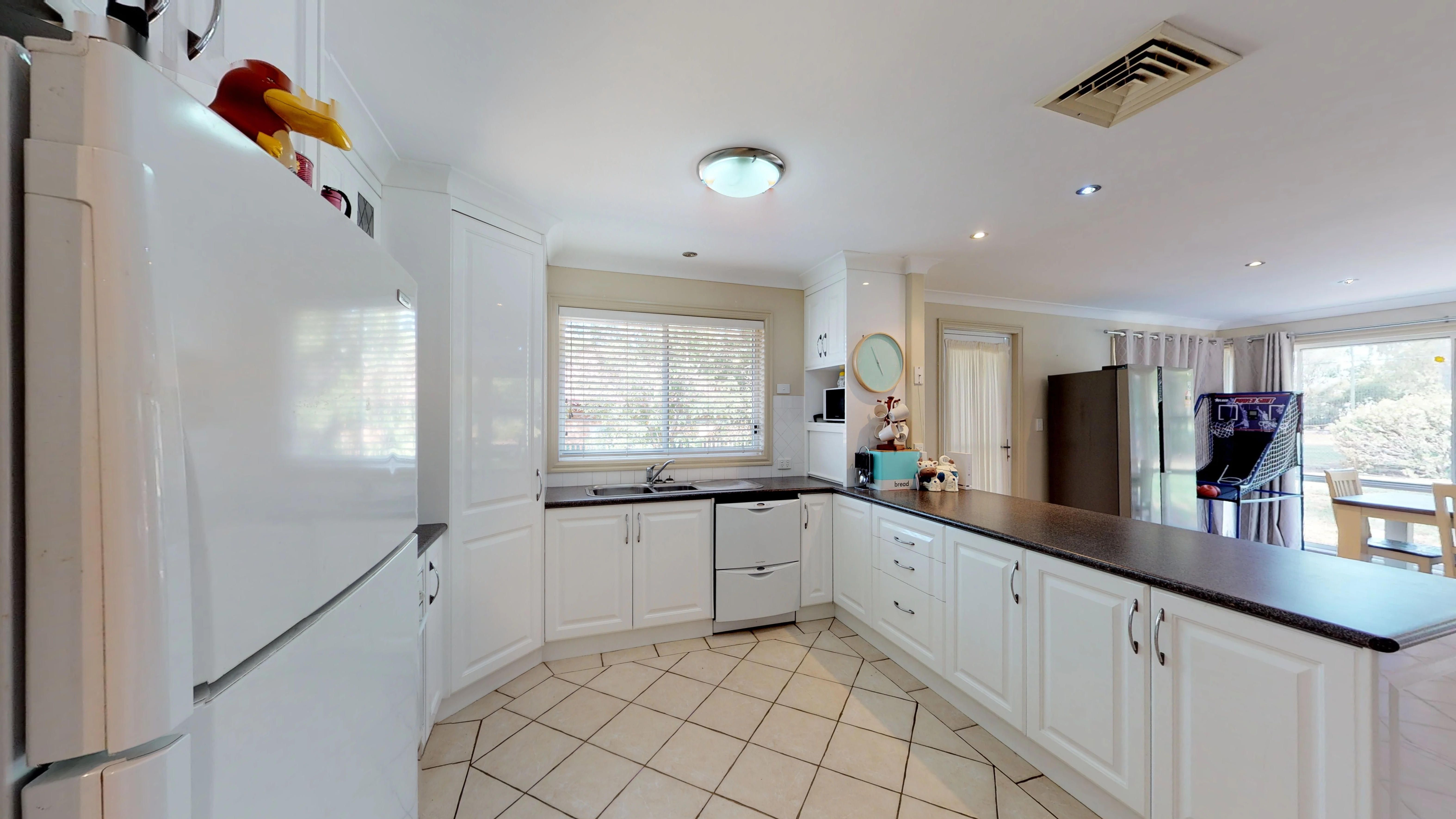 29 Grangewood Drive, Dubbo, NSW 2830