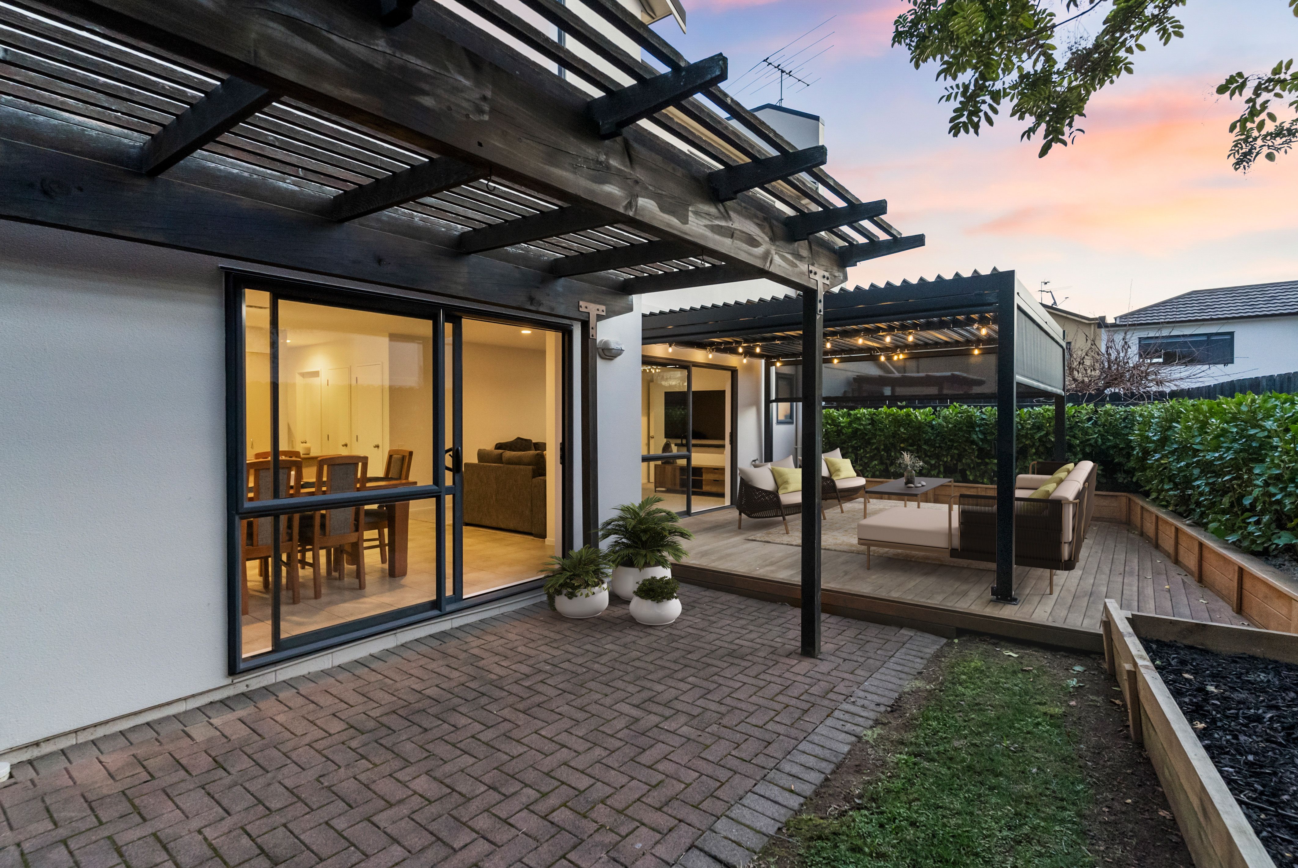 11 Bunker Rise, Golflands, Manukau City