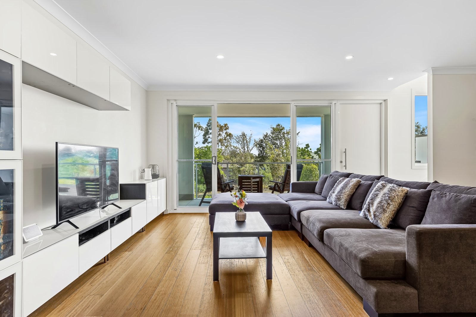 239 Stone Mason Drive, NORWEST, NSW 2153