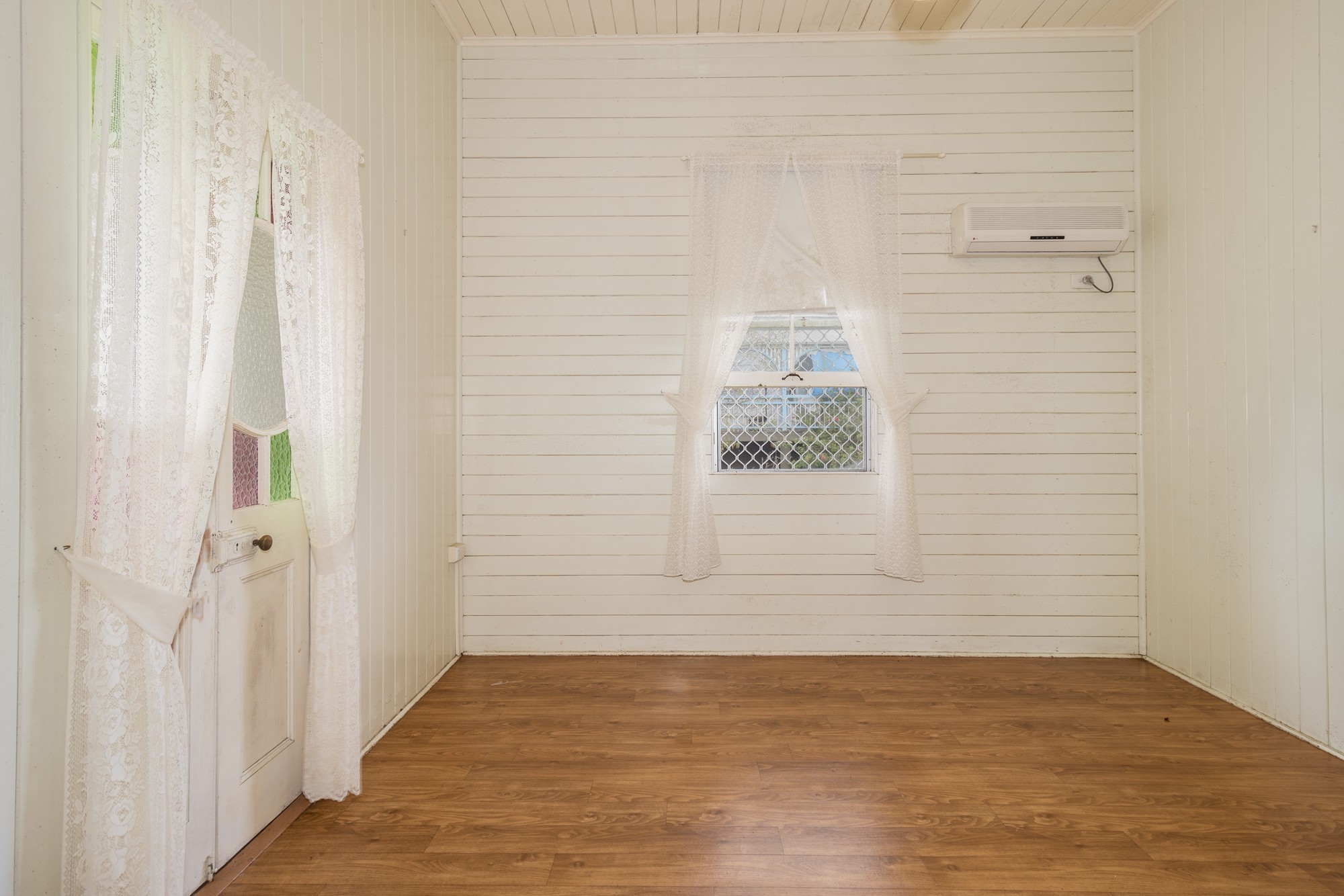 32 Robertson Street, Torbanlea, QLD 4662