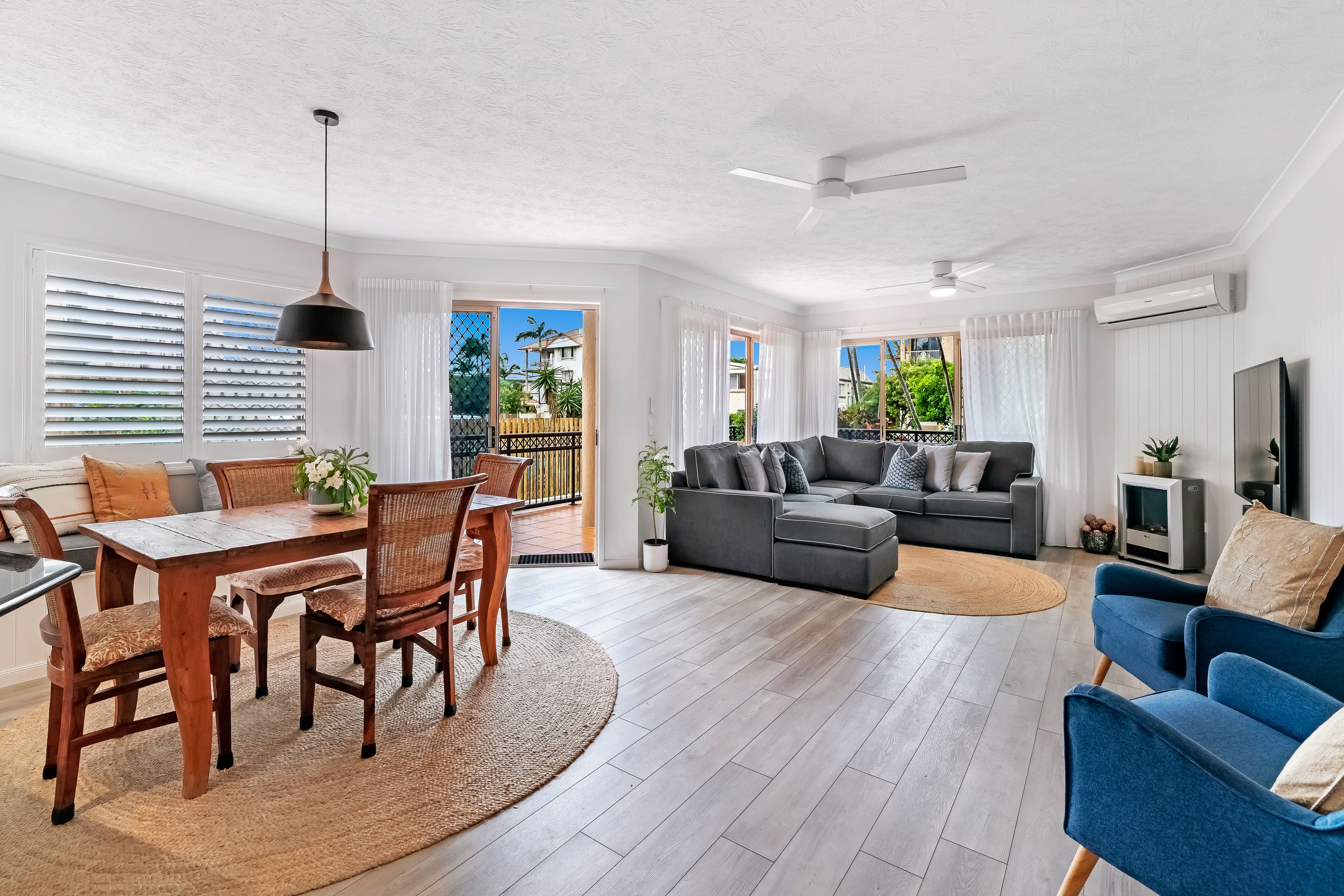 31-33 Peerless Avenue, Mermaid Beach QLD 4218