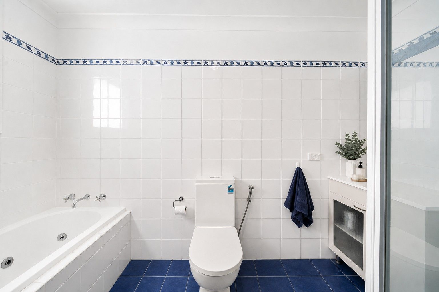 74A & B Mount Keira Road — photo 8 of 10