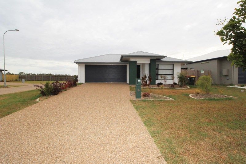 13 Orangeberry Circuit, Mount Low QLD 4818