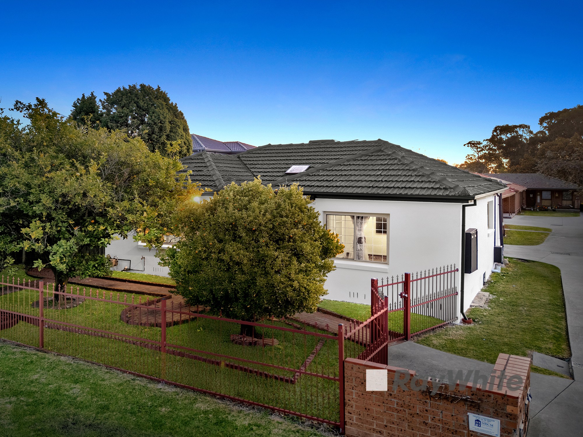 1/2A Canberra Avenue, Dandenong, VIC 3175