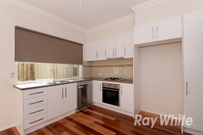 2/23 Stamford Crescent, Rowville, VIC 3178