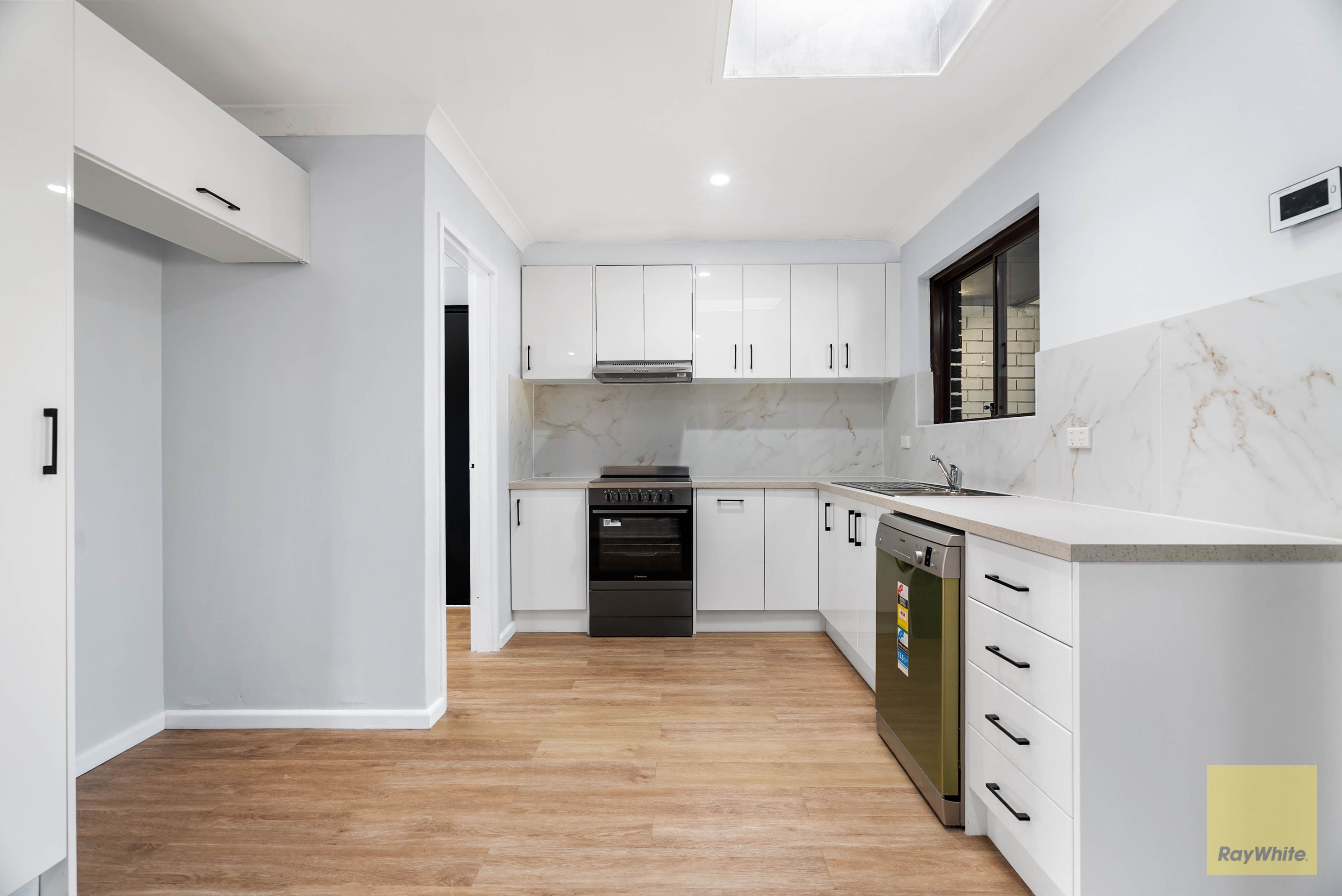 54 Stennett Street — photo 5 of 24