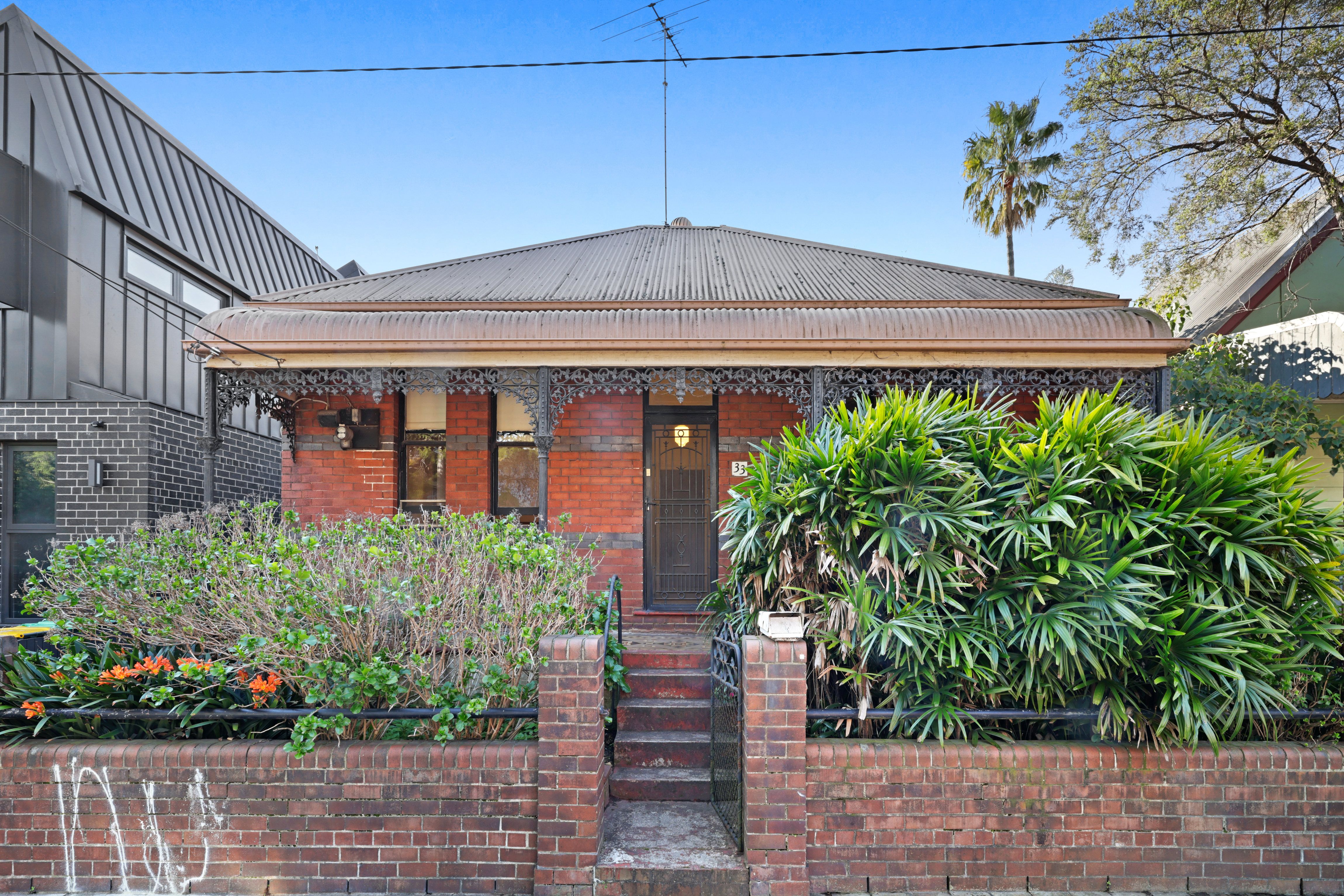 33-35 Darley Street, Newtown NSW 2042