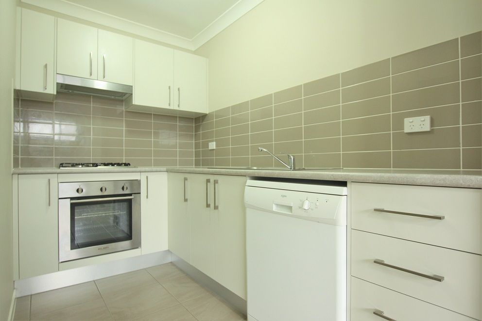 15a Allison Circ, Oran Park, NSW 2570