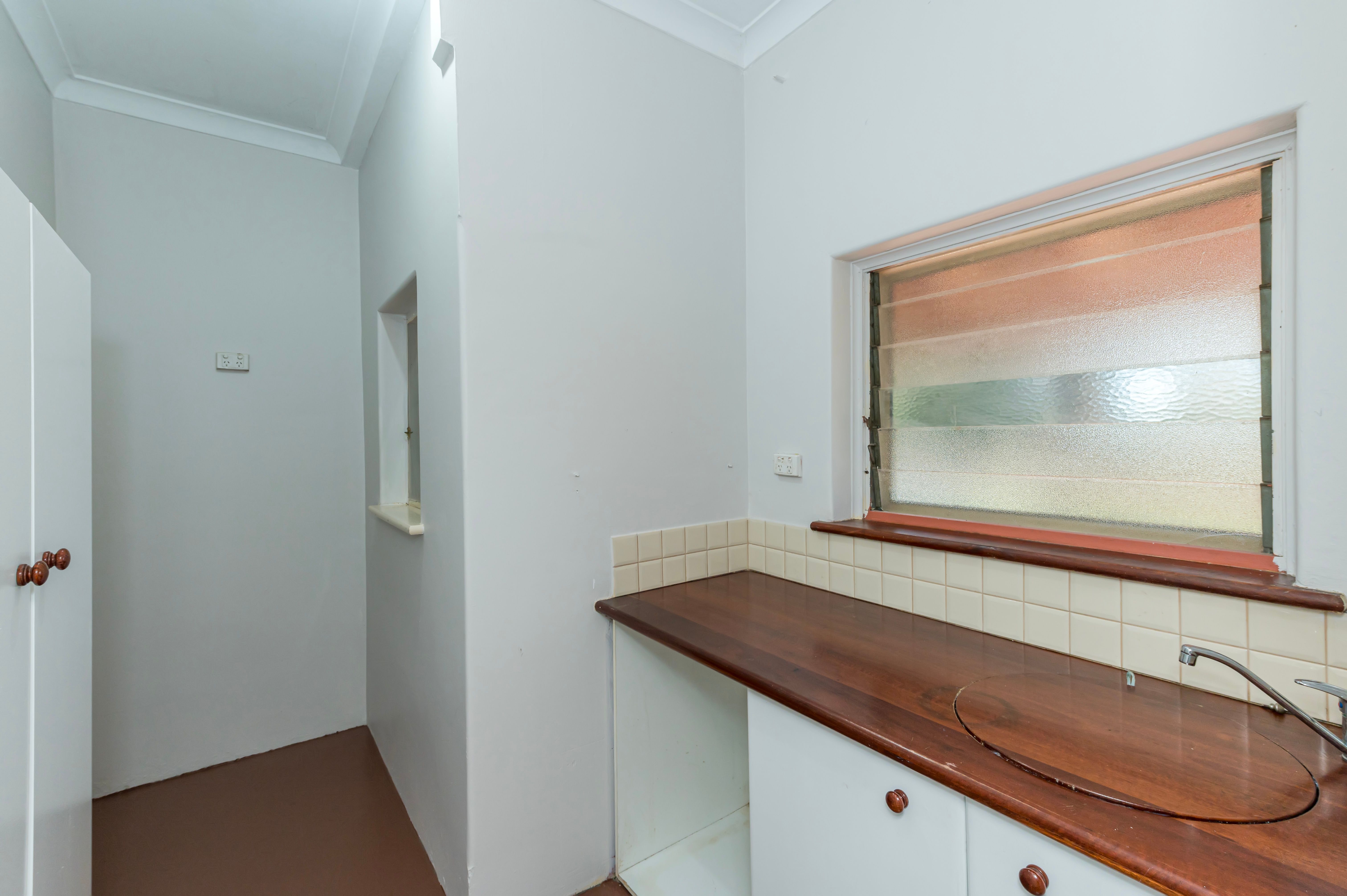 82 Banksia Street — photo 16 of 25